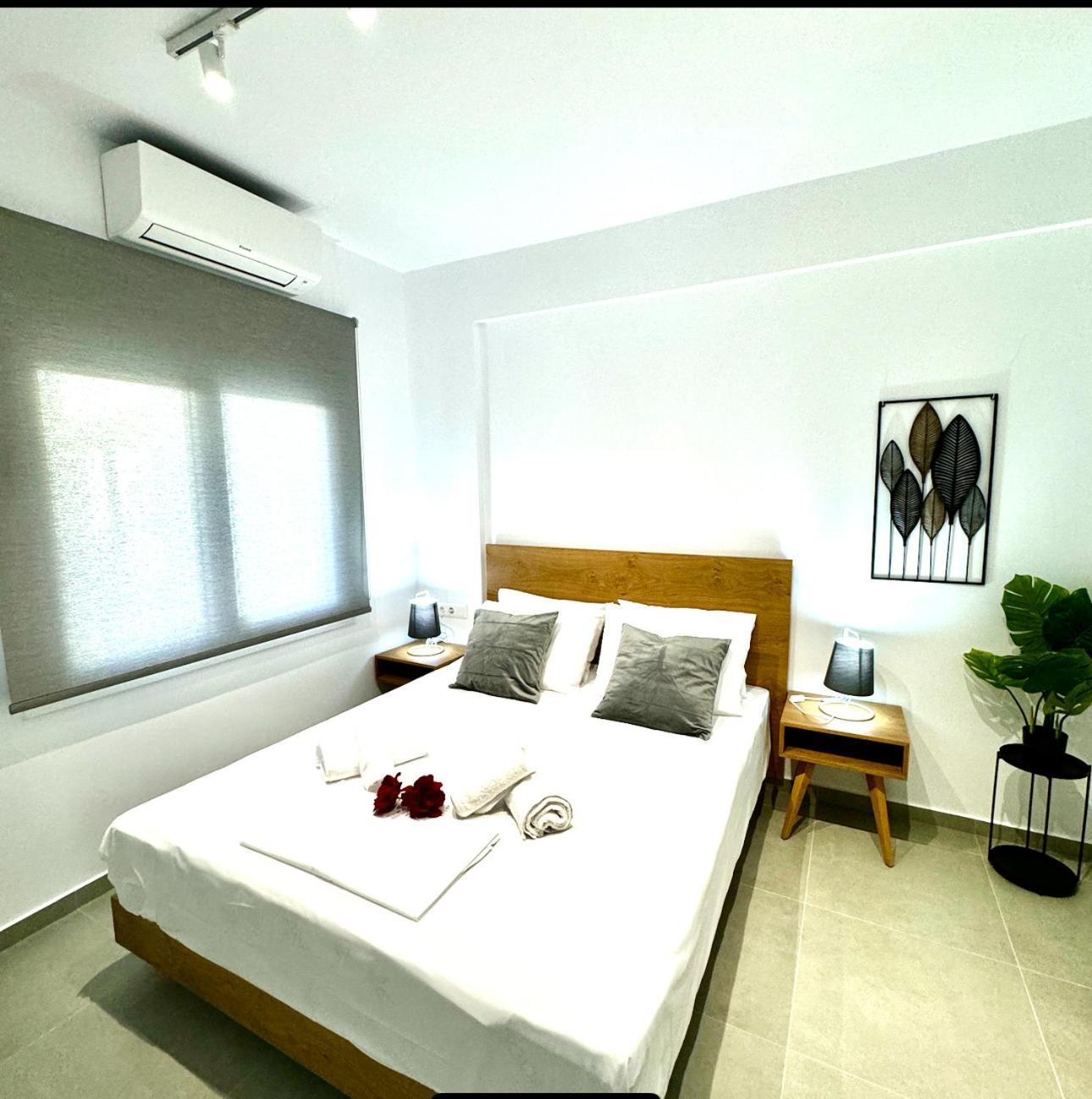 Zoe Seafront Aprt Apartment *