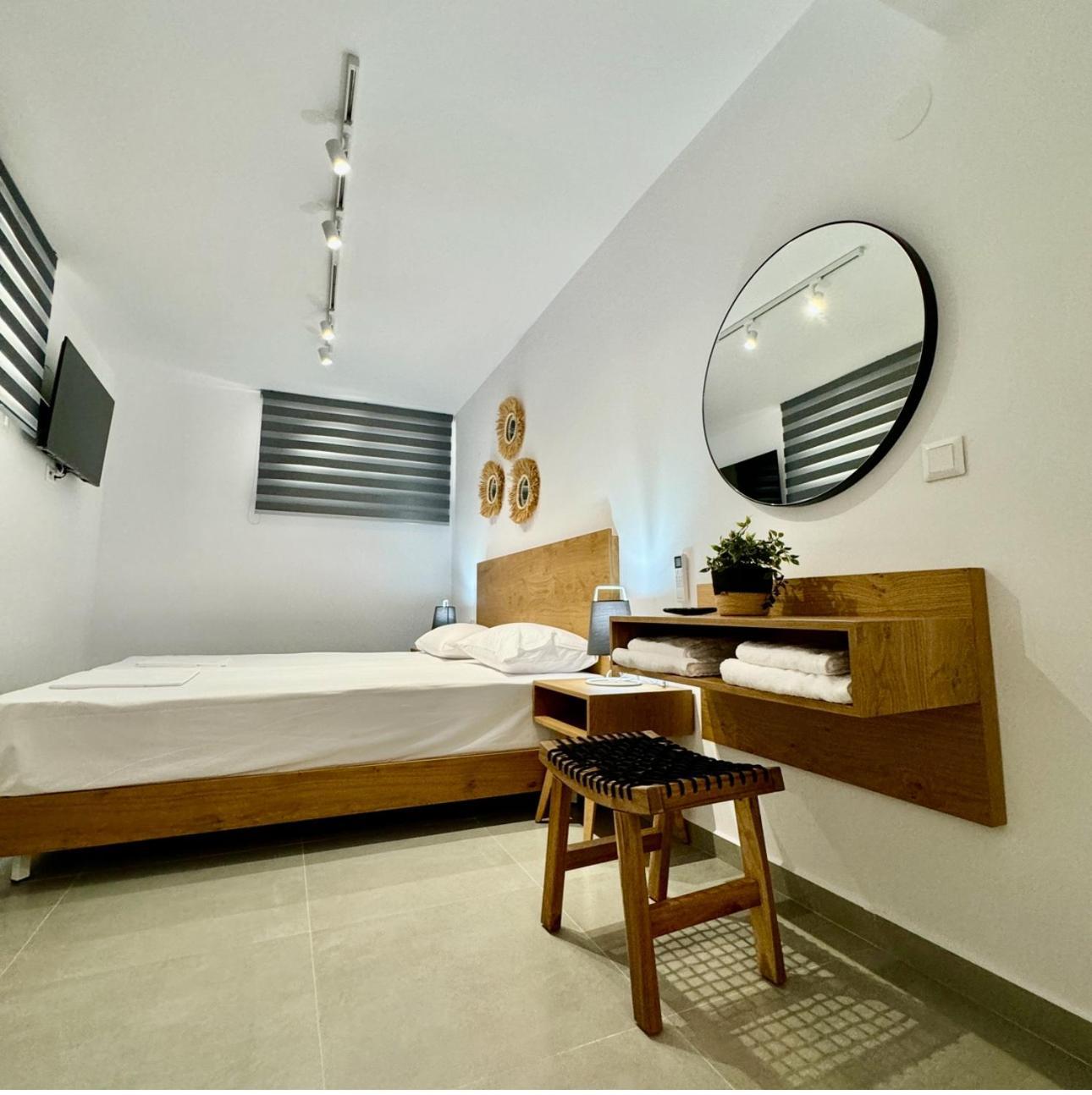 Apartment Zoe Seafront Aprt