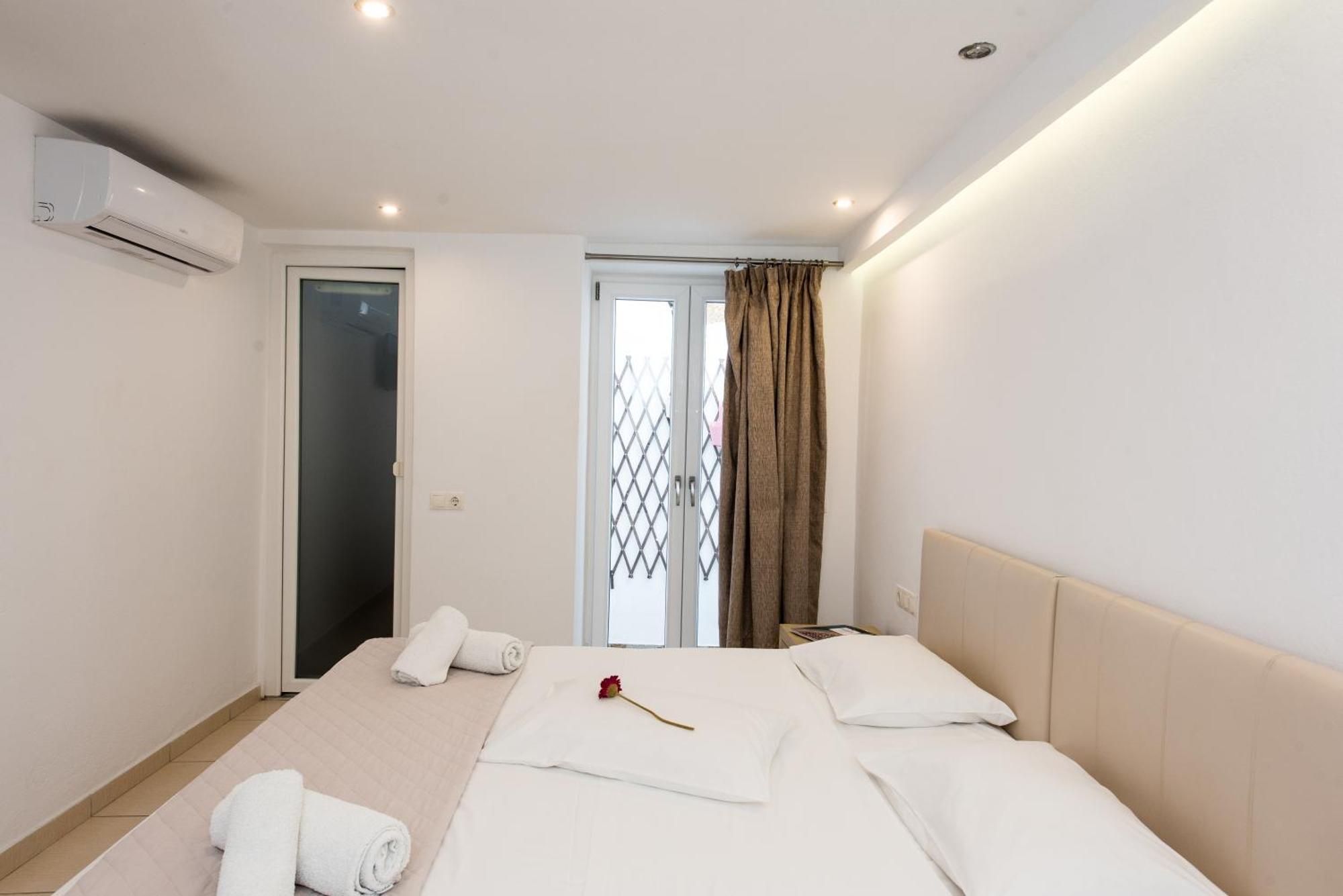 Olympia Aparthotel