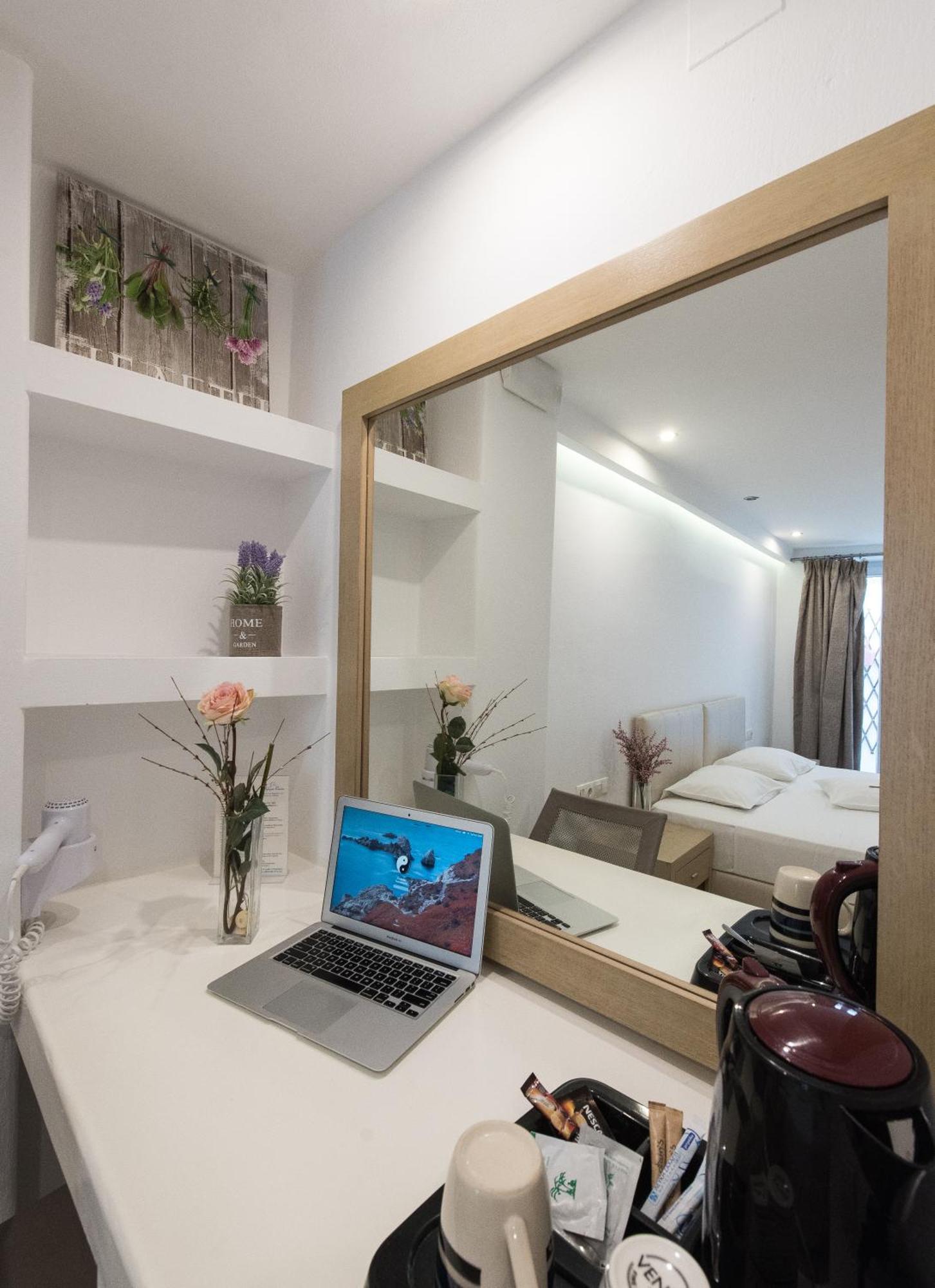 Olympia Aparthotel