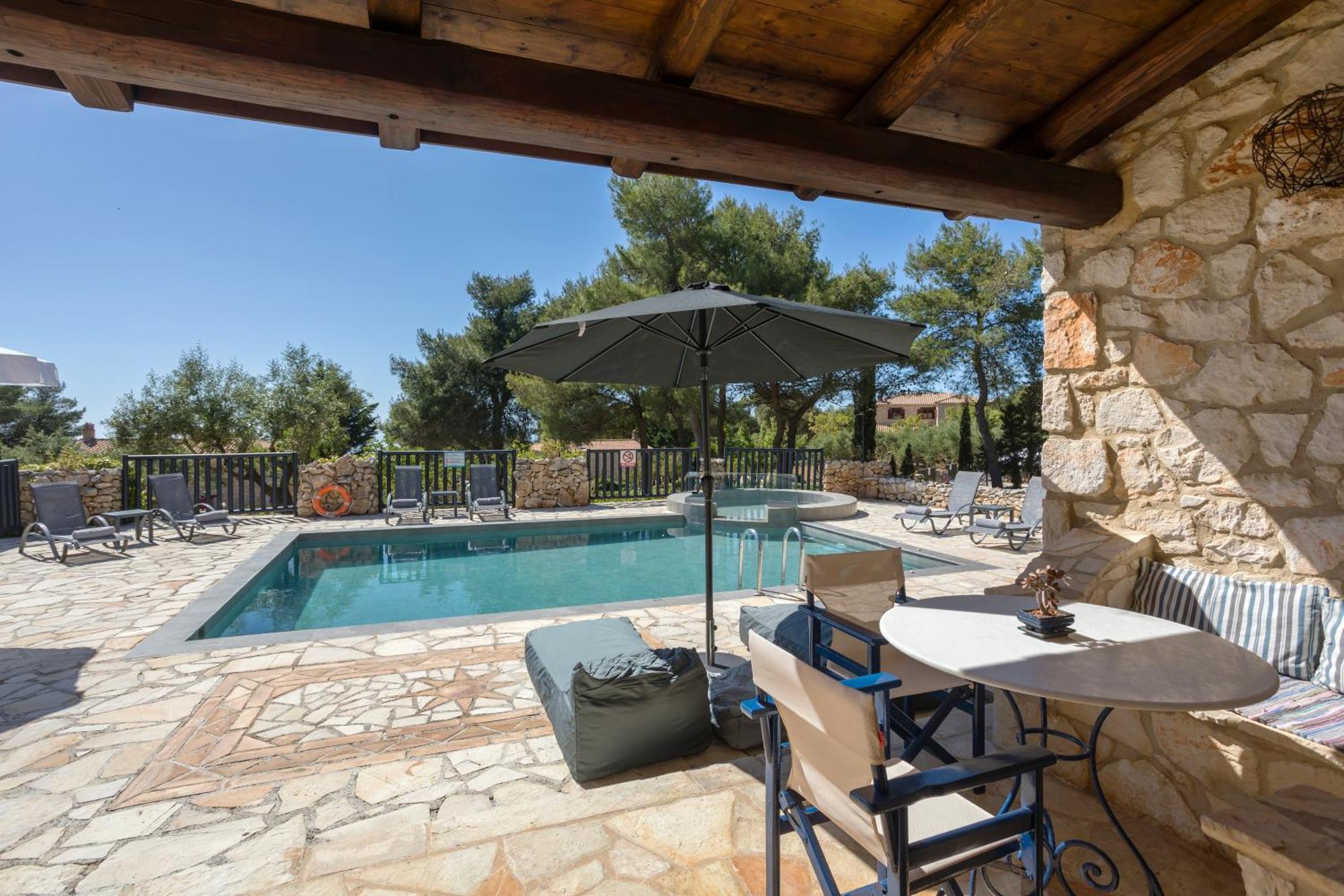 Aresti Mountain Villa Agios Leon
