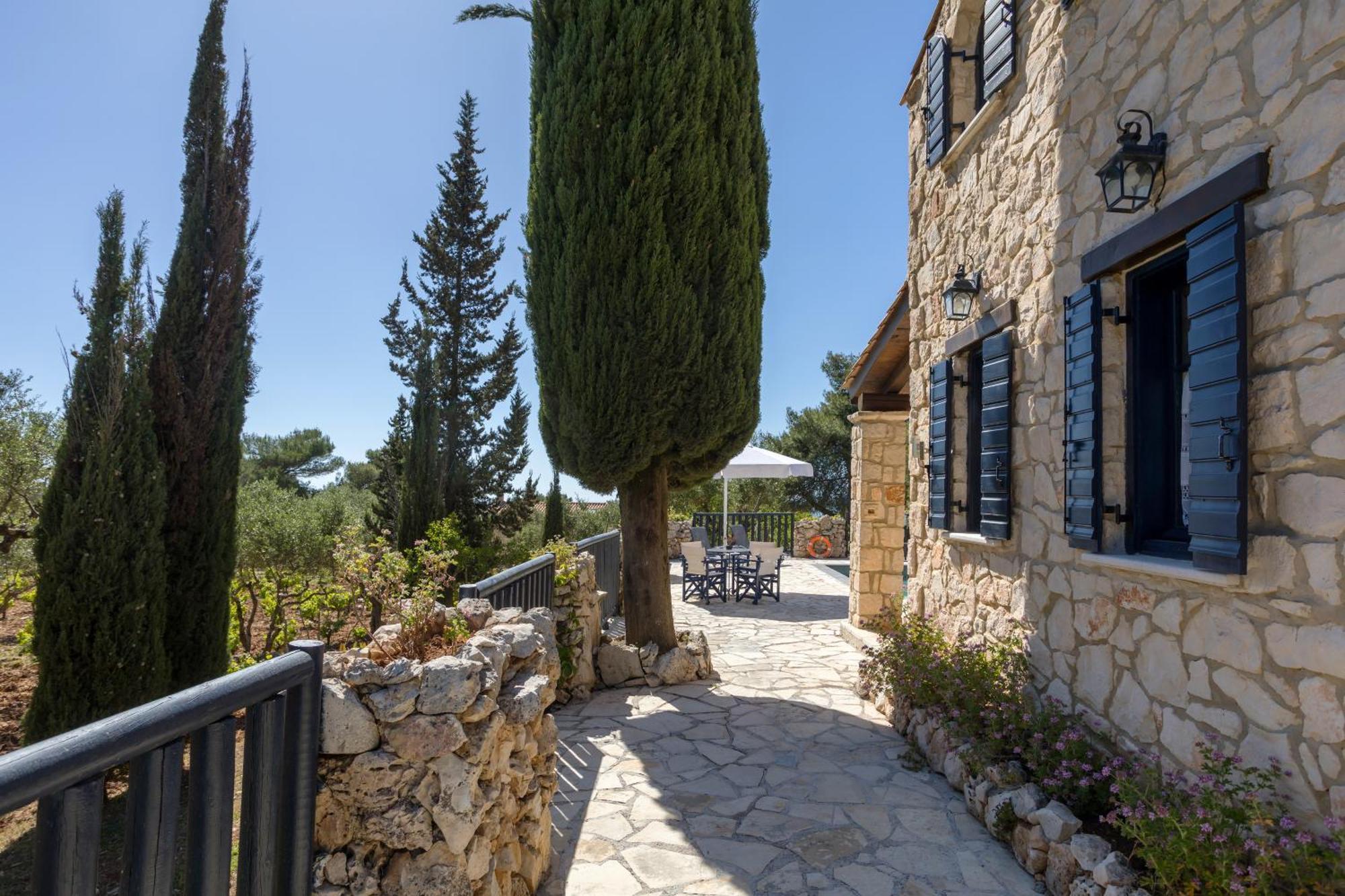 Aresti Mountain Villa *