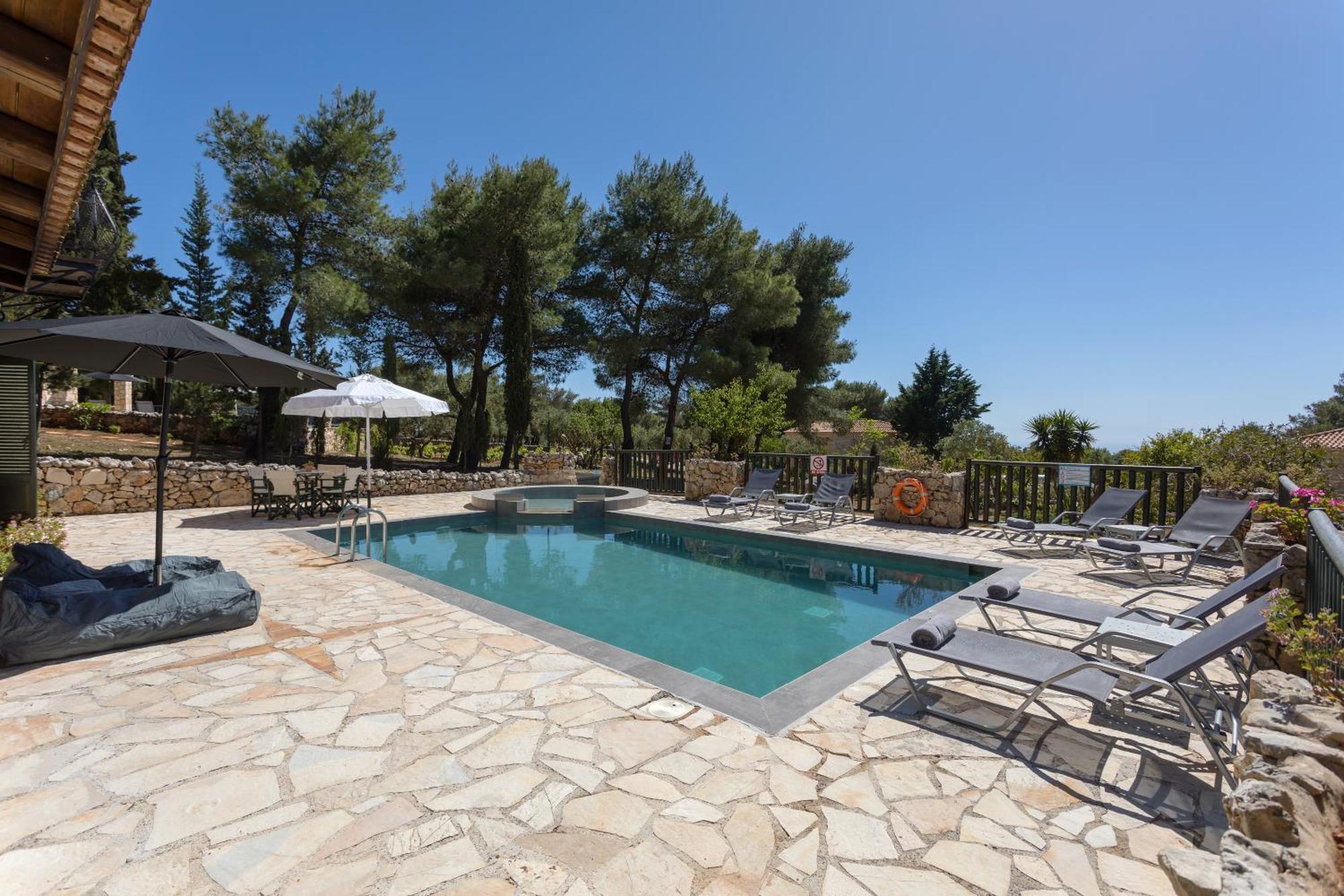 Aresti Mountain Villa Agios Leon