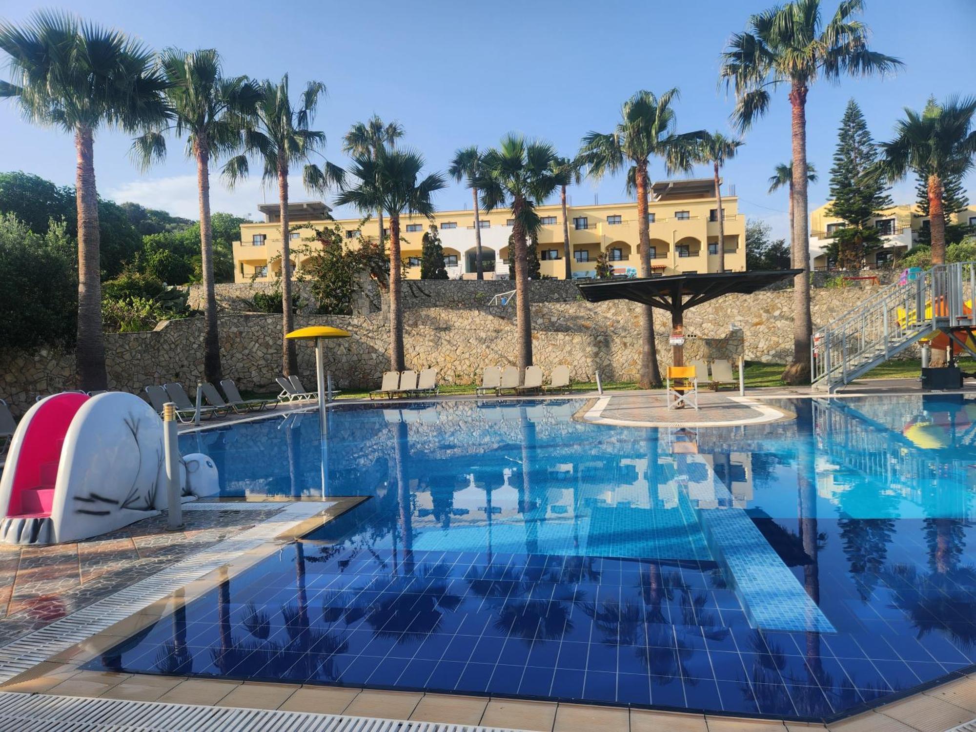 Hotel Almyrida Village & Waterpark Almyrida (Crete)