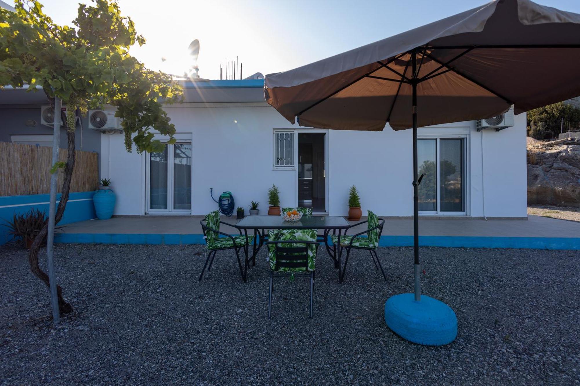 Stefanos House Stegna *