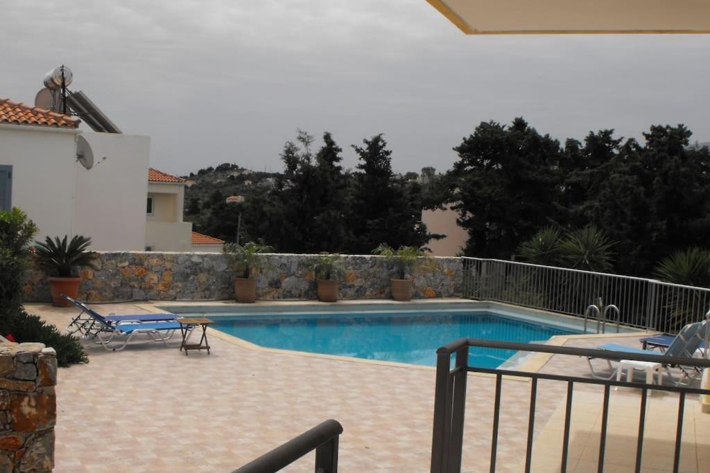 Apartment Christinas Summer House With Pool In *