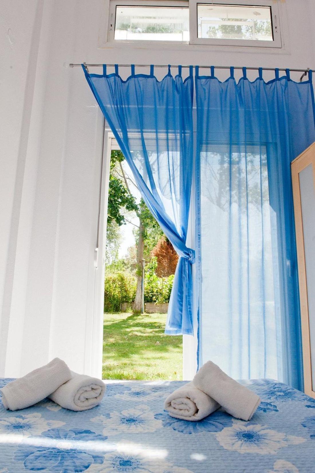 Elena Aparthotel