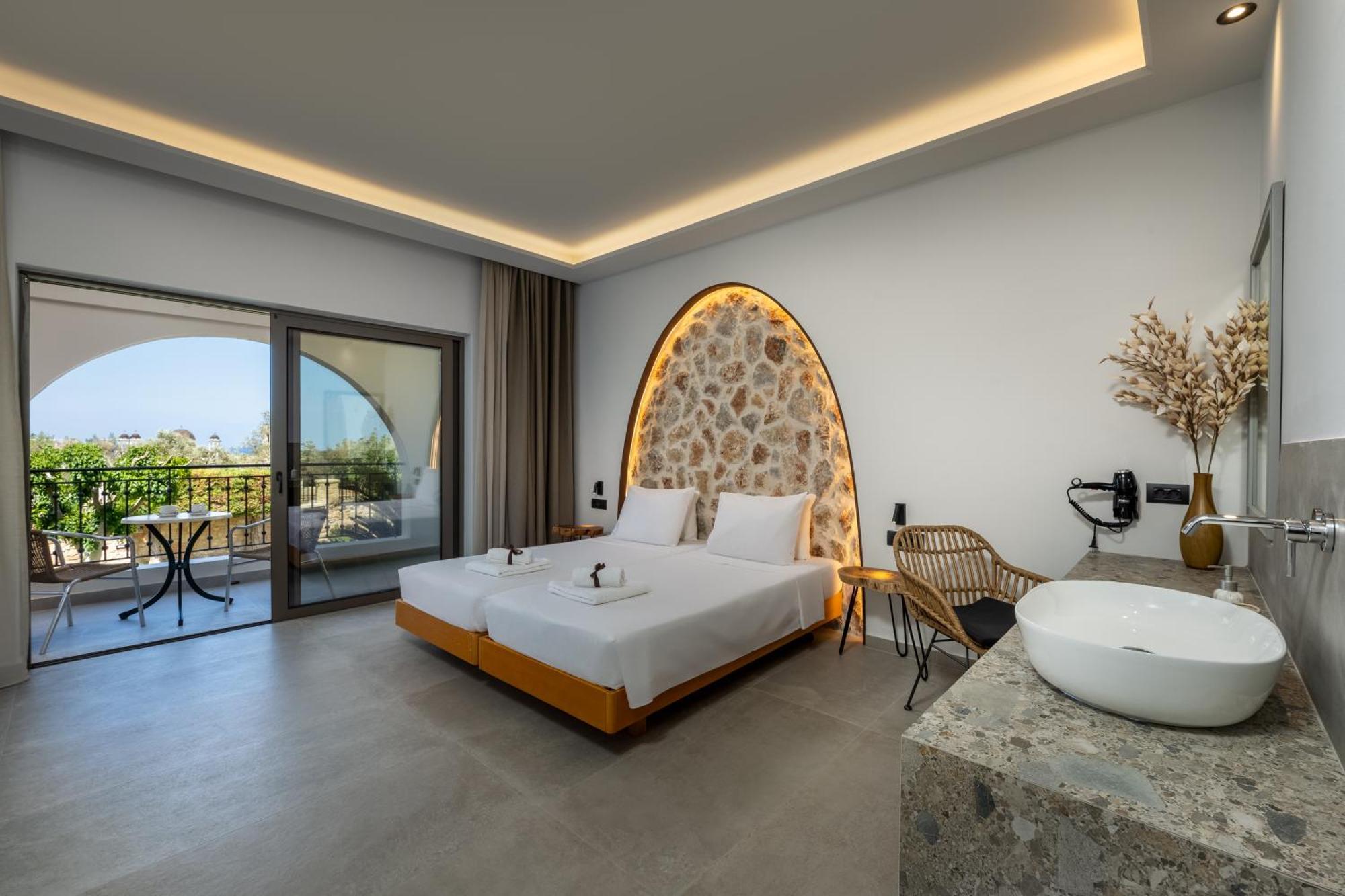 Celestial Lindos Suites 3*