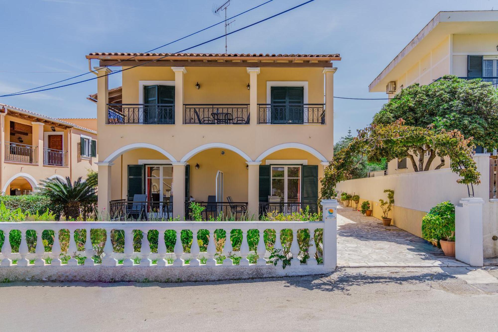 Nikos Cassiopeia Apartment