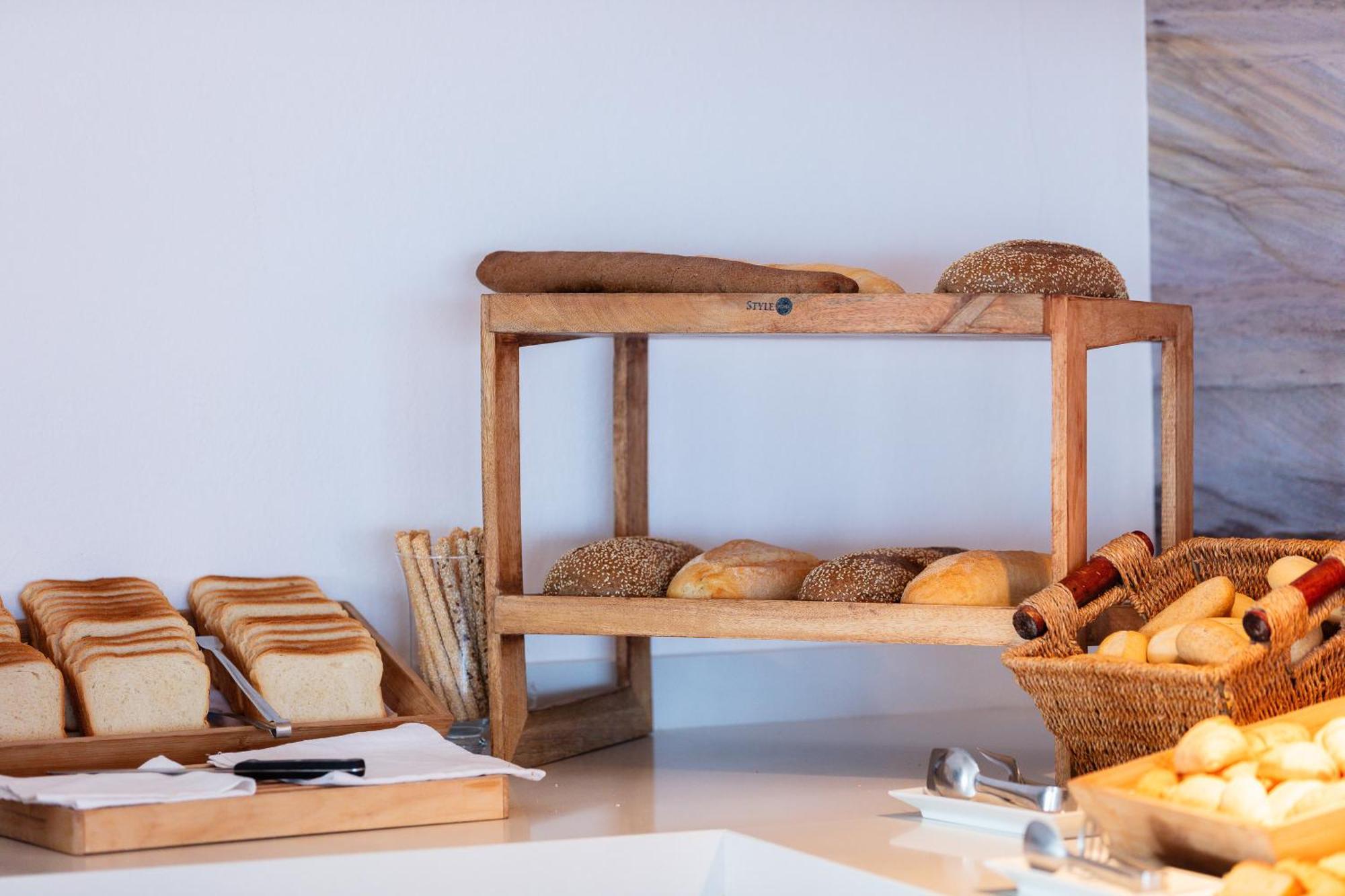 Aparthotel Golden Bay Boutique & Kokkini Hani