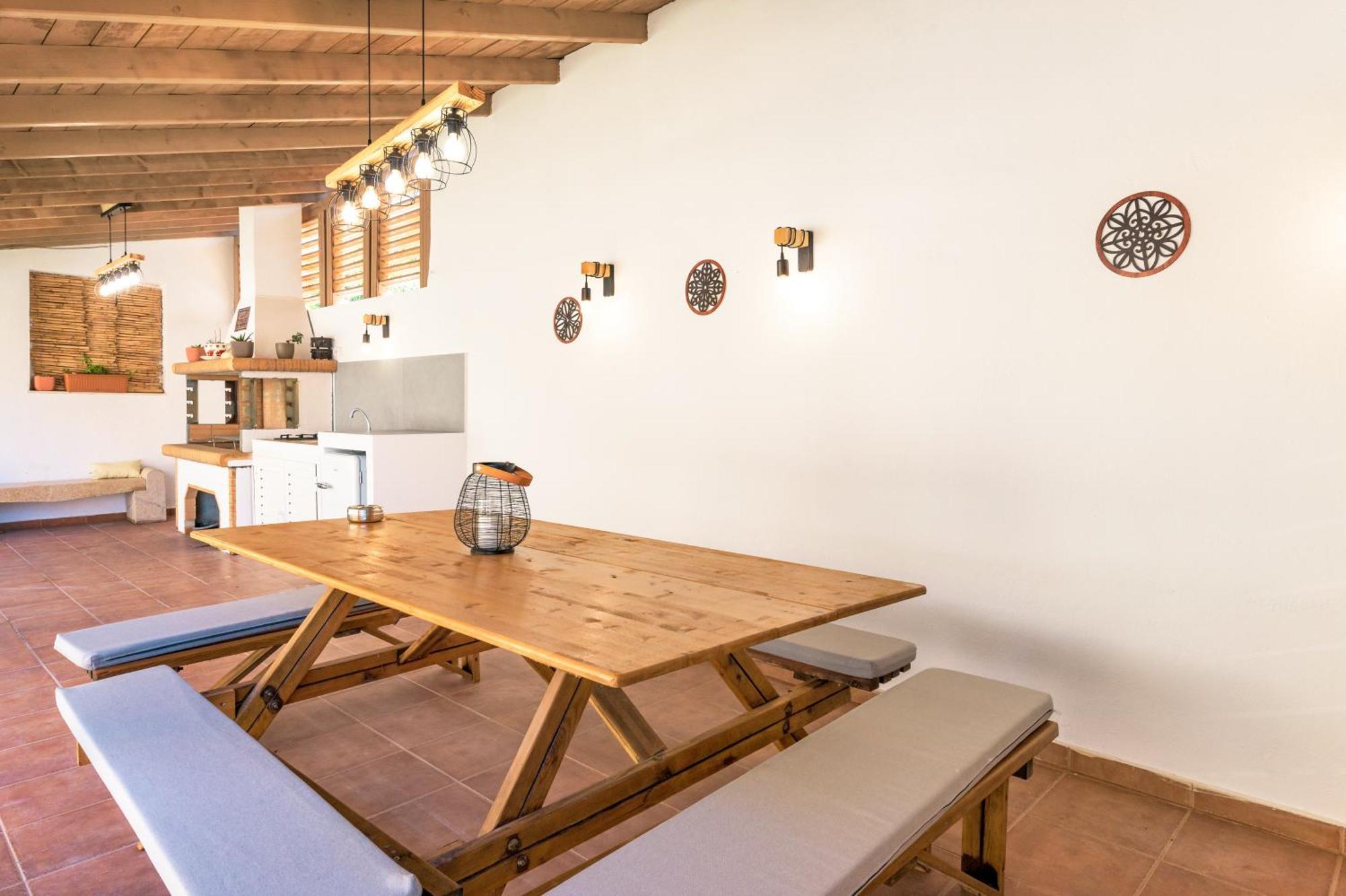 Leisurenest Villa *
