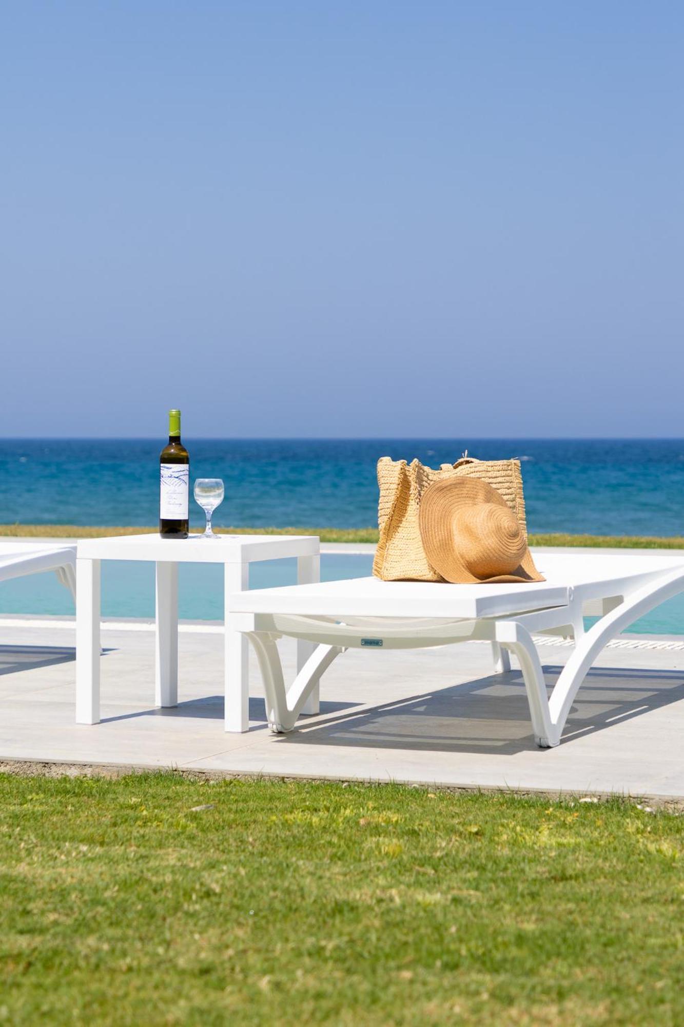 Villa Liam Front Luxury With 100m2 Infinity Pool Fanes (Rhodes)