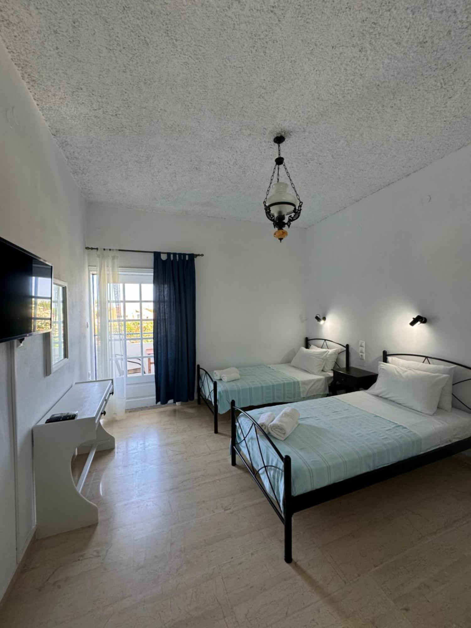 Anemomilos Aparthotel