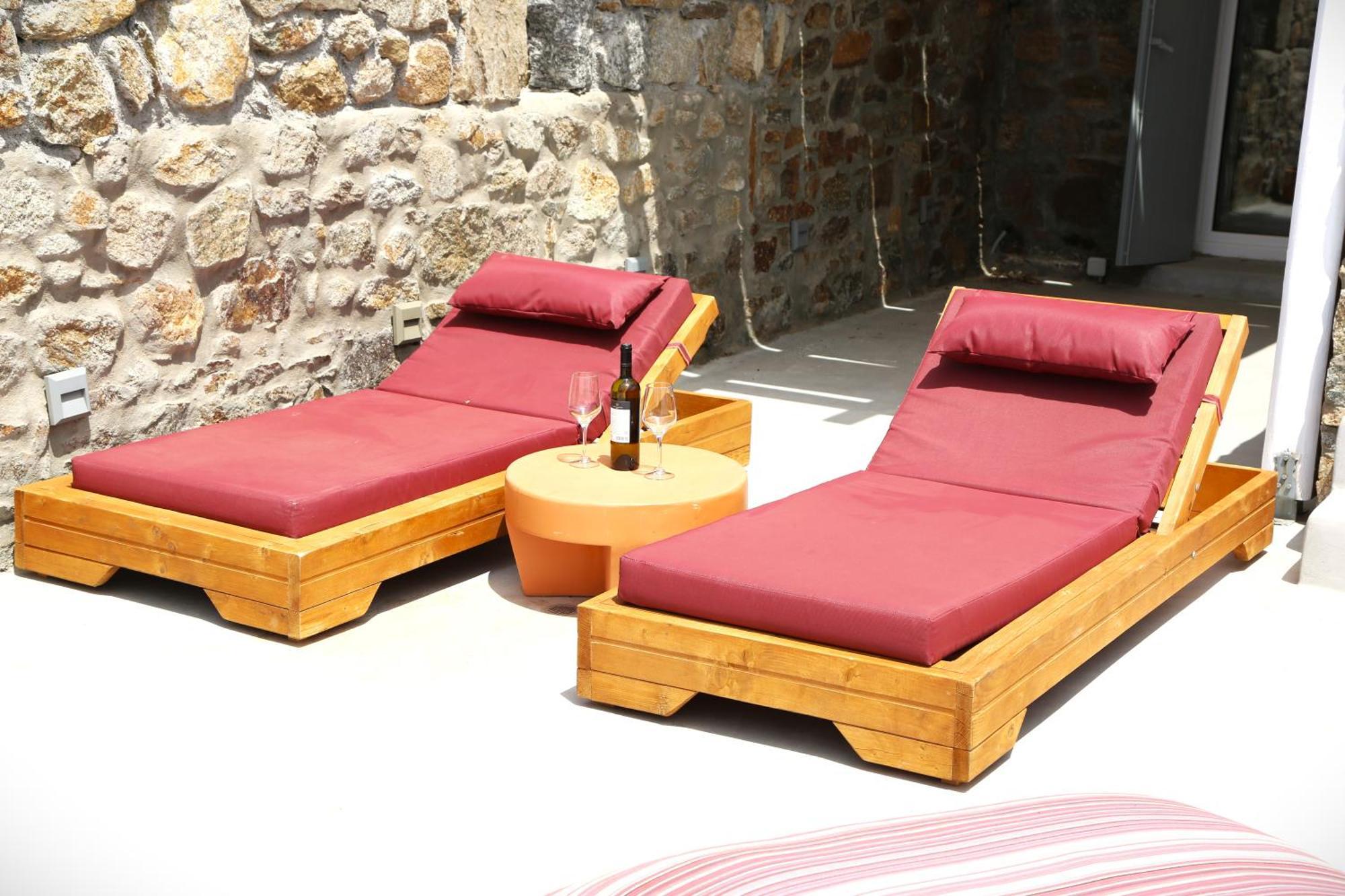 Piccolo With Private Pool And Sea View Villa *