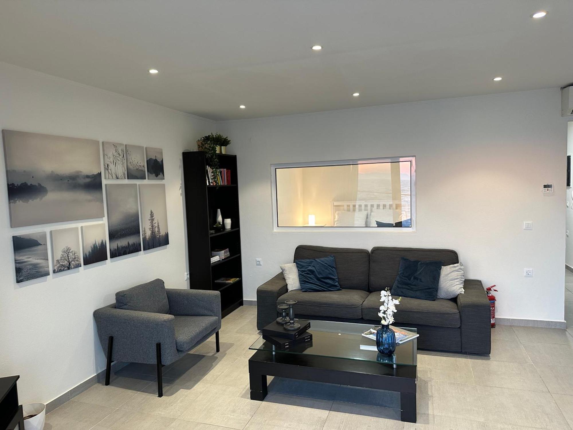 Melita Downtown Seaview Apartment