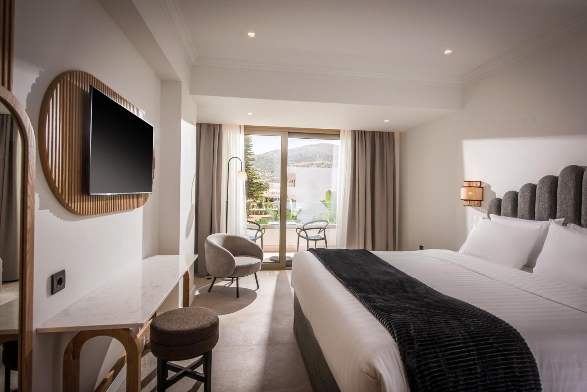 Aparthotel Drossia Palms And Nisos Malia (Crete)
