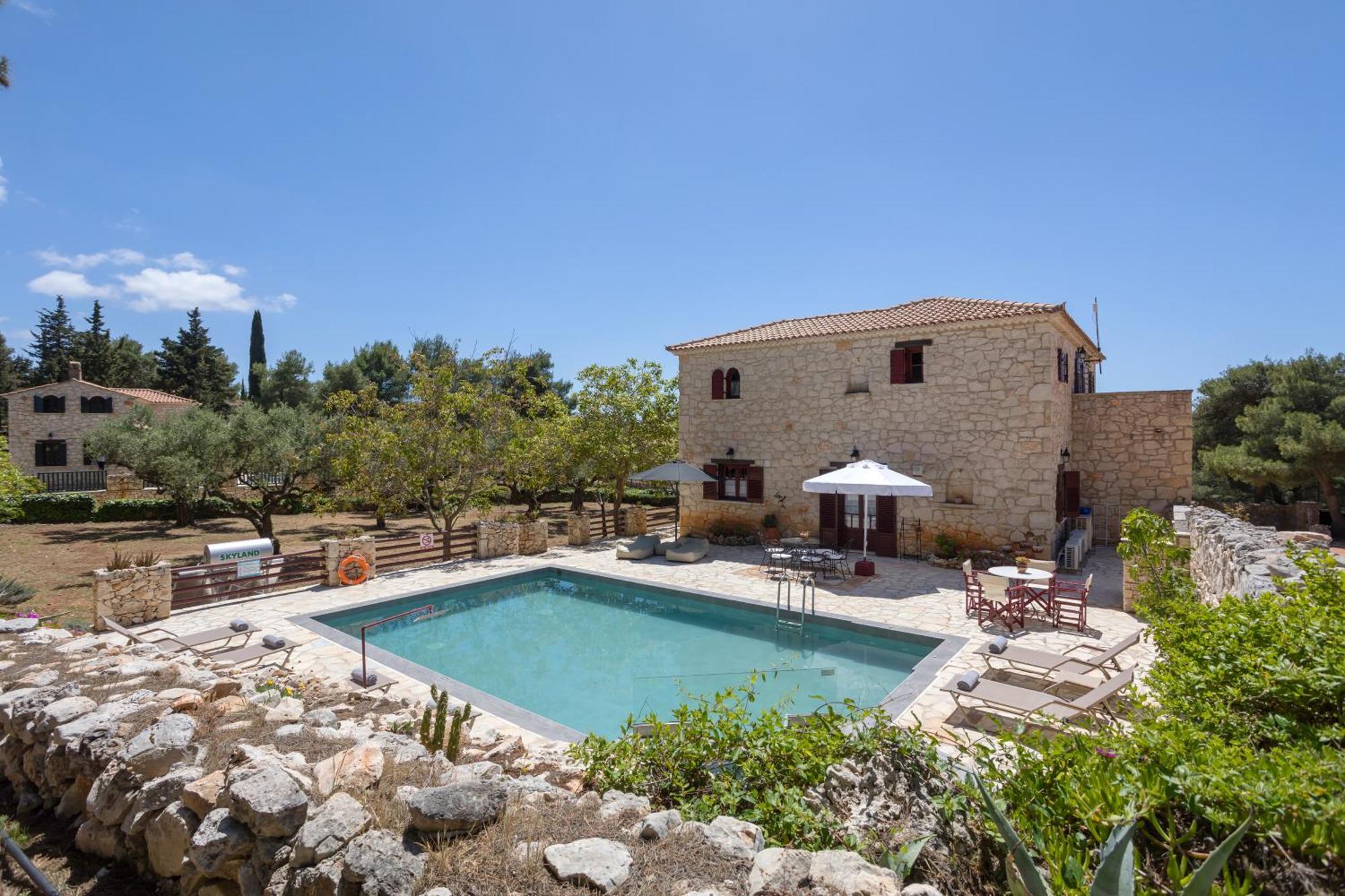 Aresti Mountain Villa Agios Leon