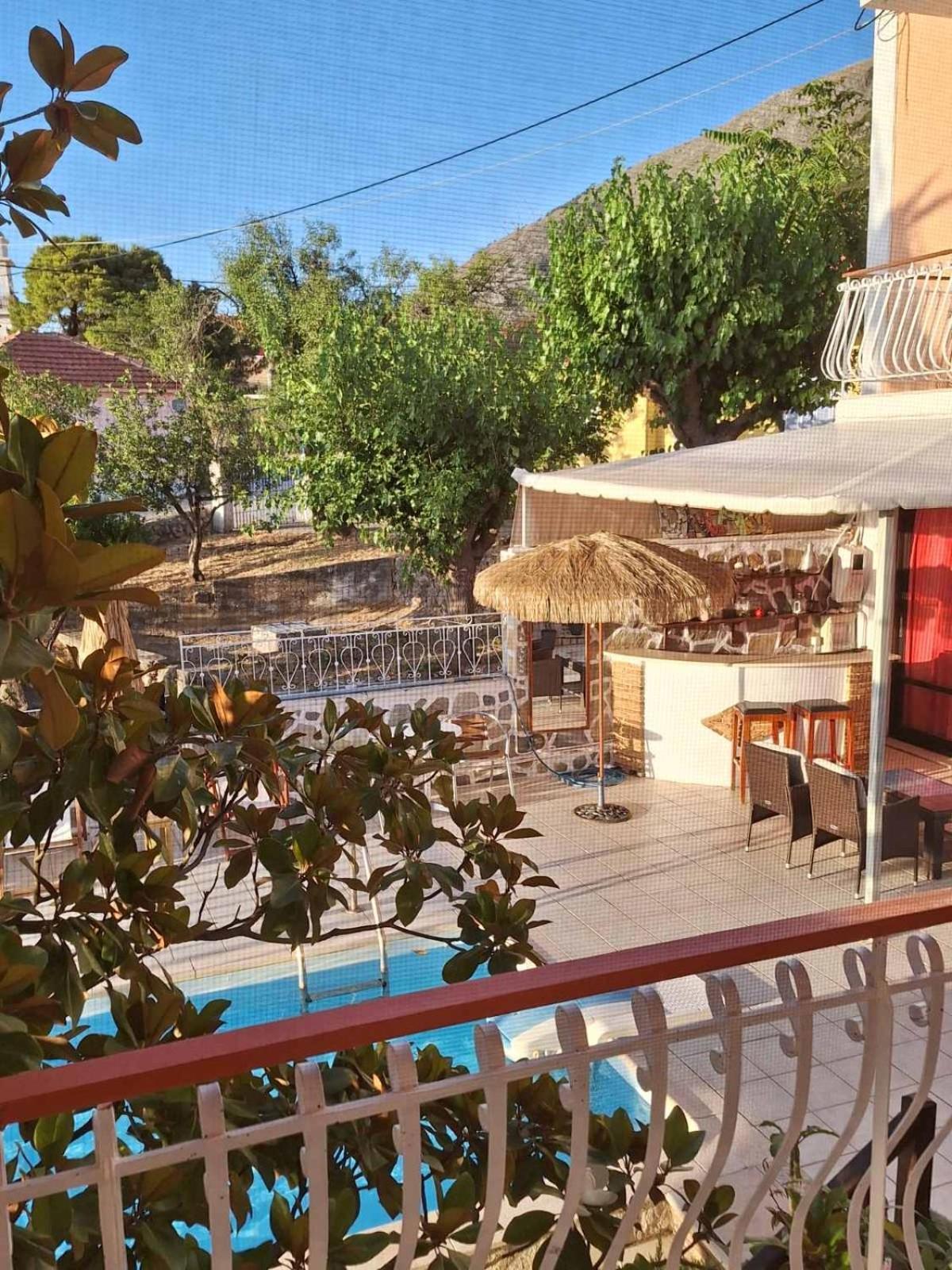 Guest house Oasis Complex