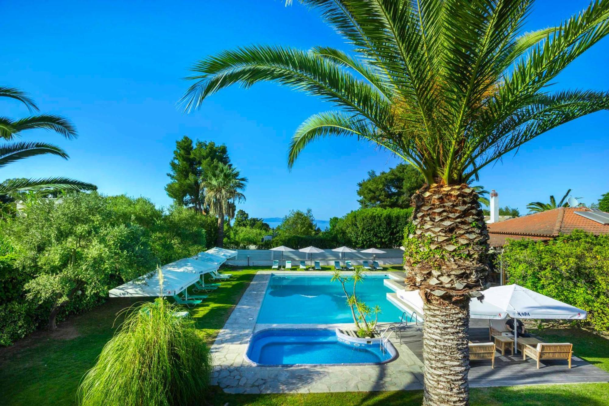 Hotel Village 3*