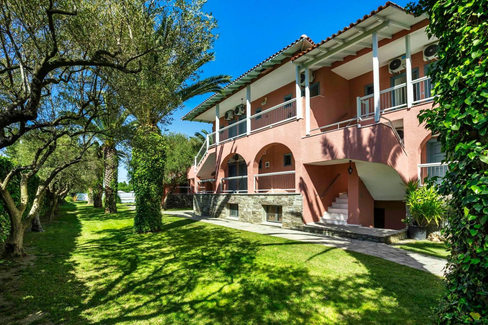 Village Hotel Hanioti