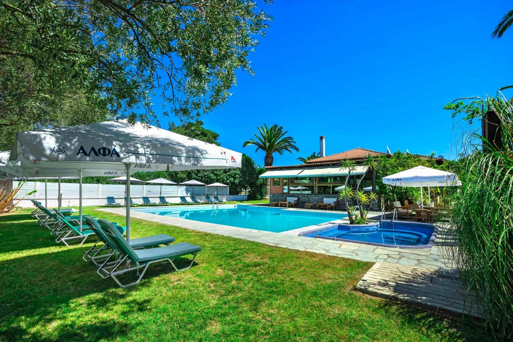 Hotel Village 3*