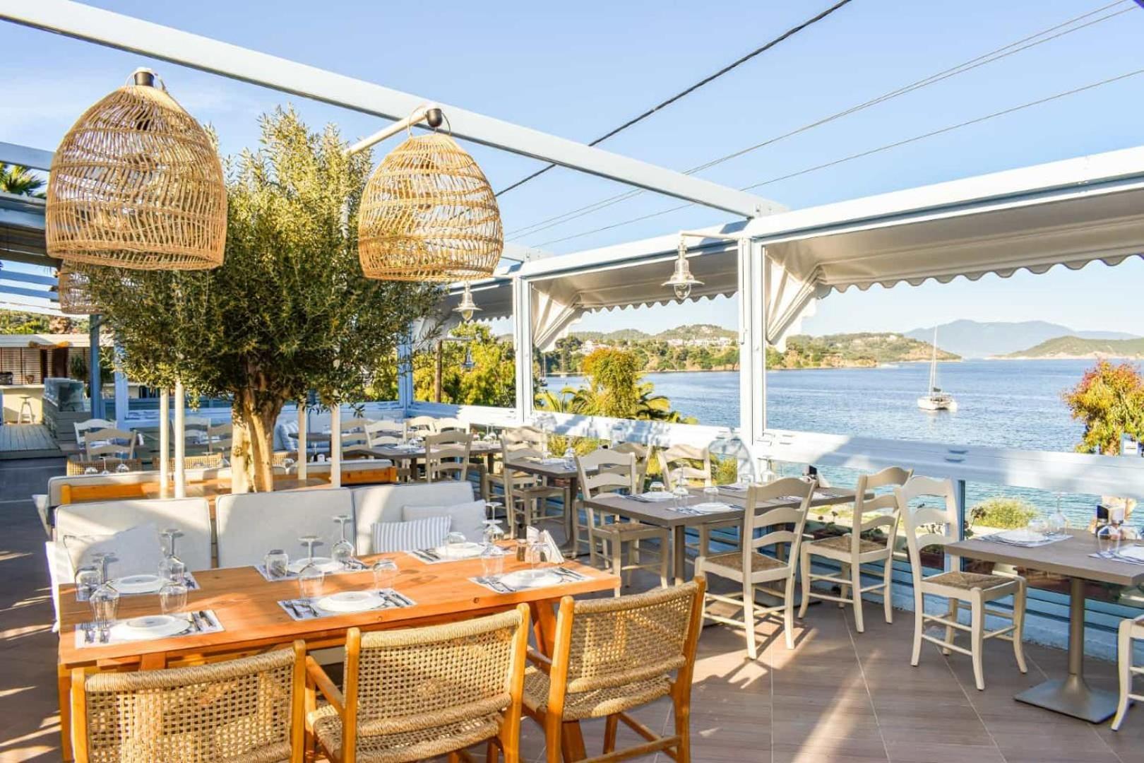 Hotel Salty Wave Skiathos Town