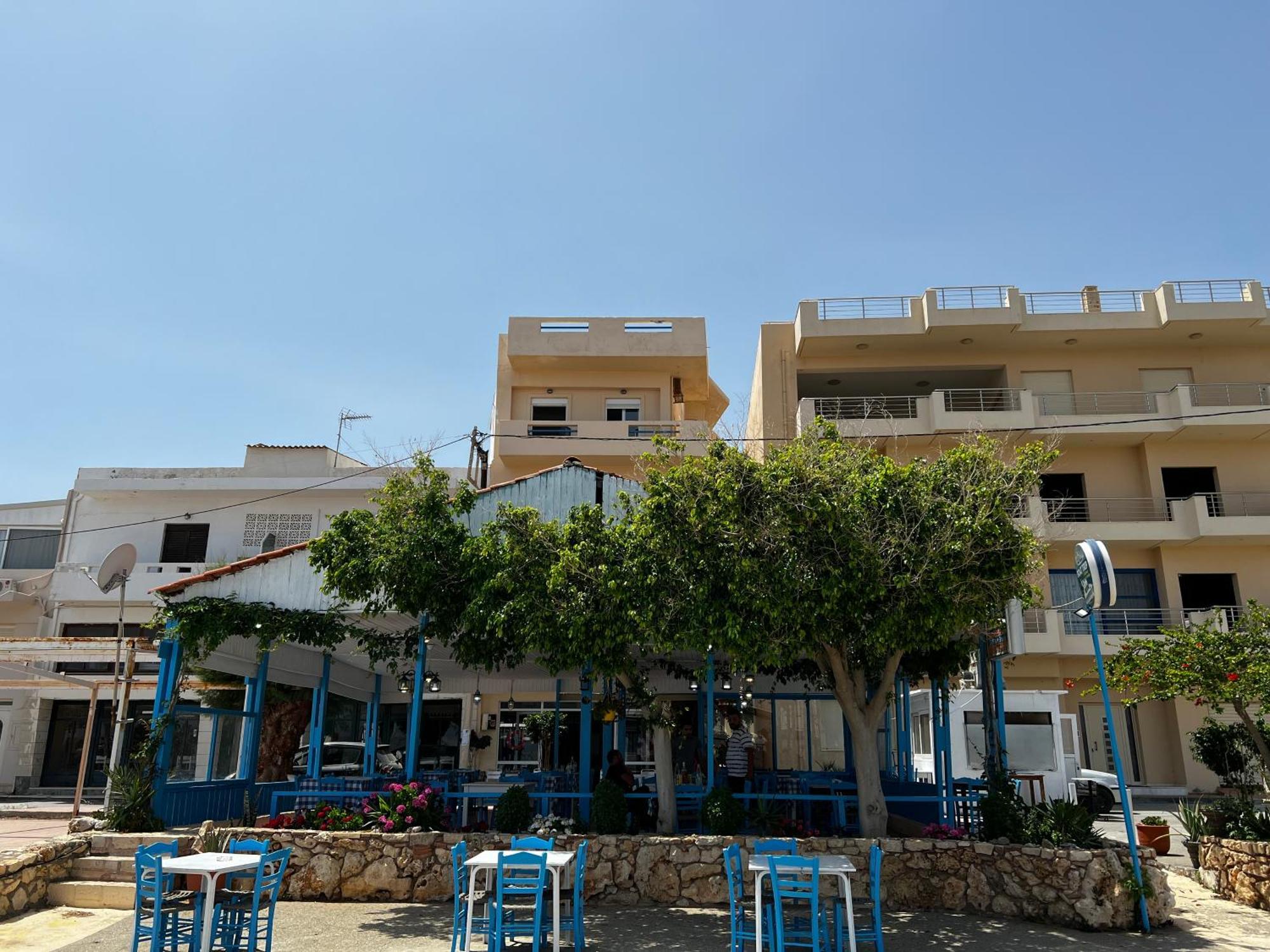 Sto Limani * Tsoutsouros (Crete)