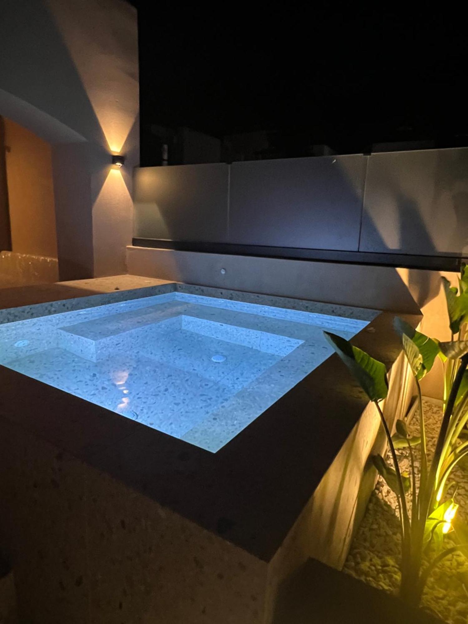 Kaptara Premium Villa, Plunge Pool & Jacuzzis *