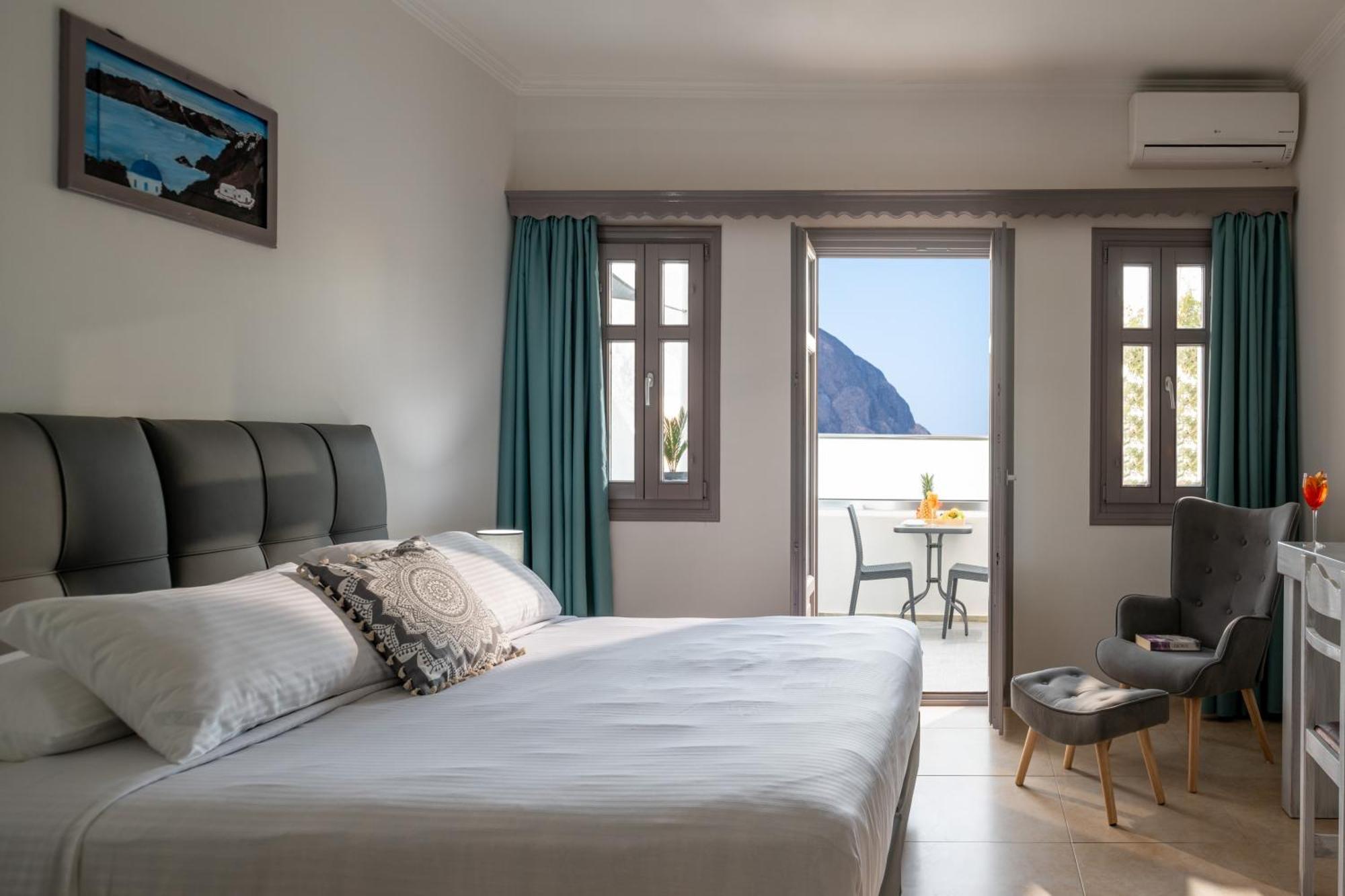 Smaragdi Hotel