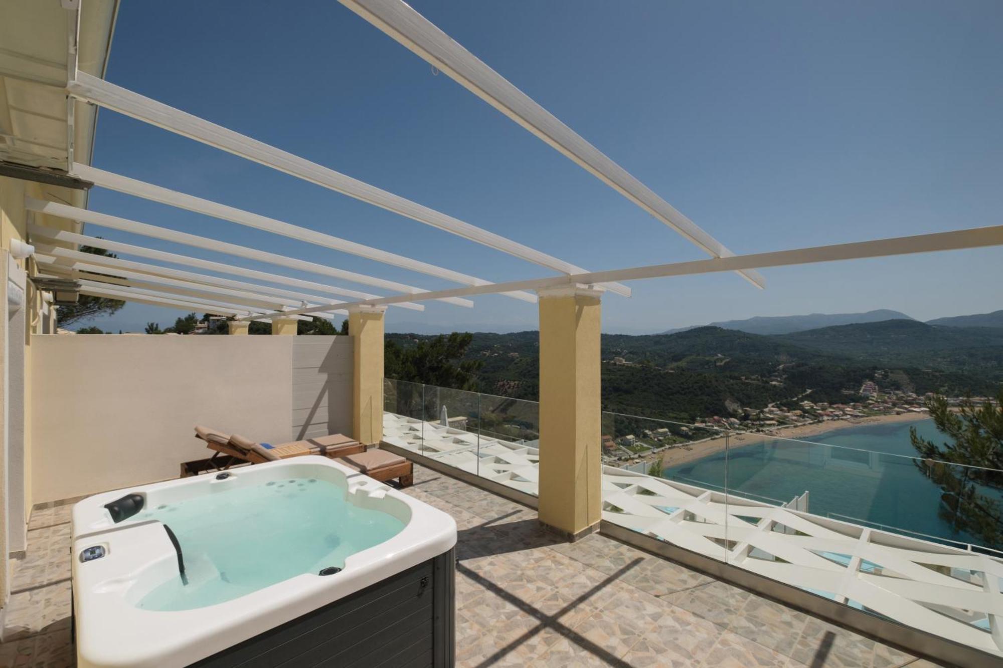 Aparthotel Zeus Throne