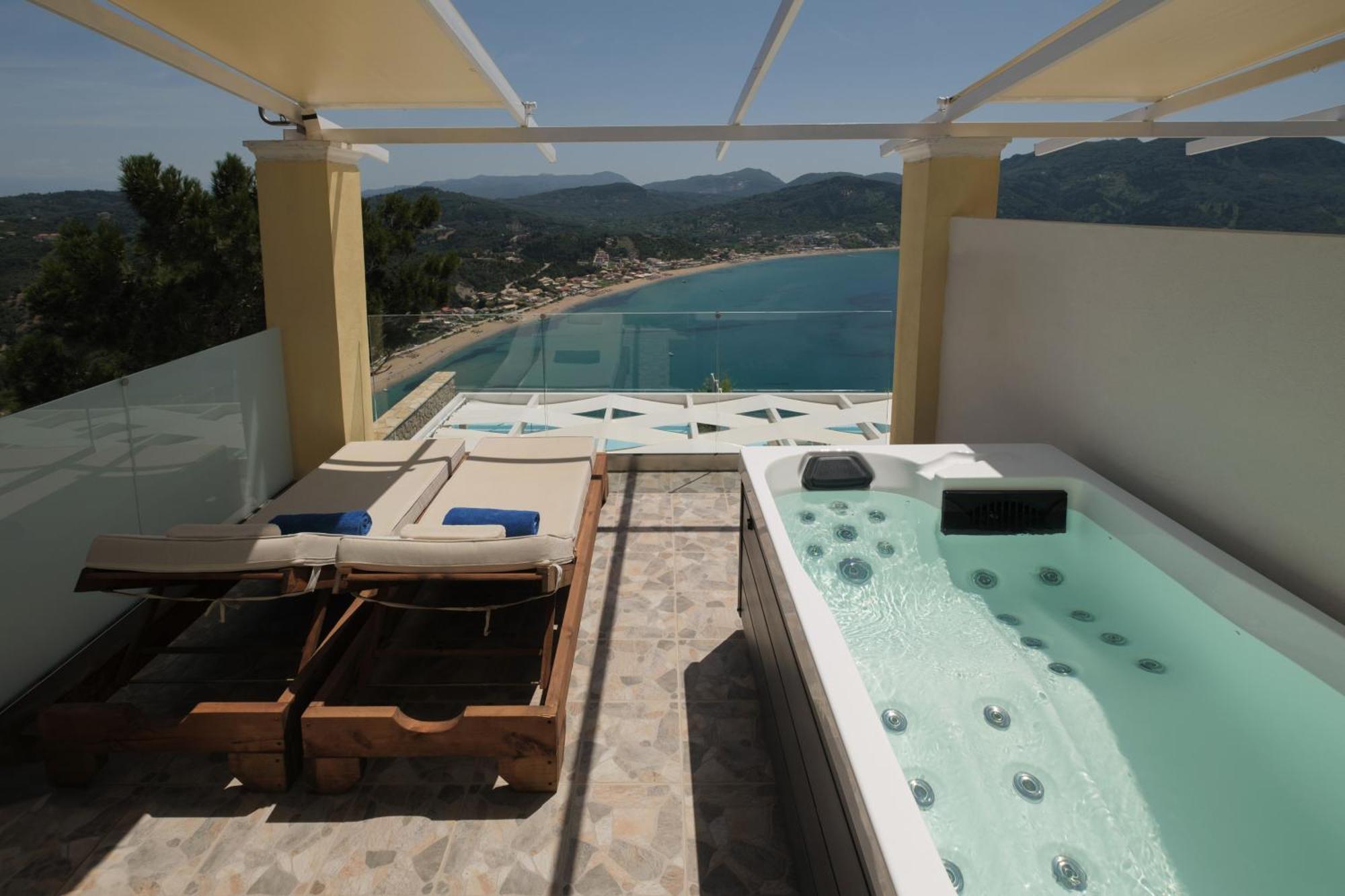 Zeus Throne Aparthotel *