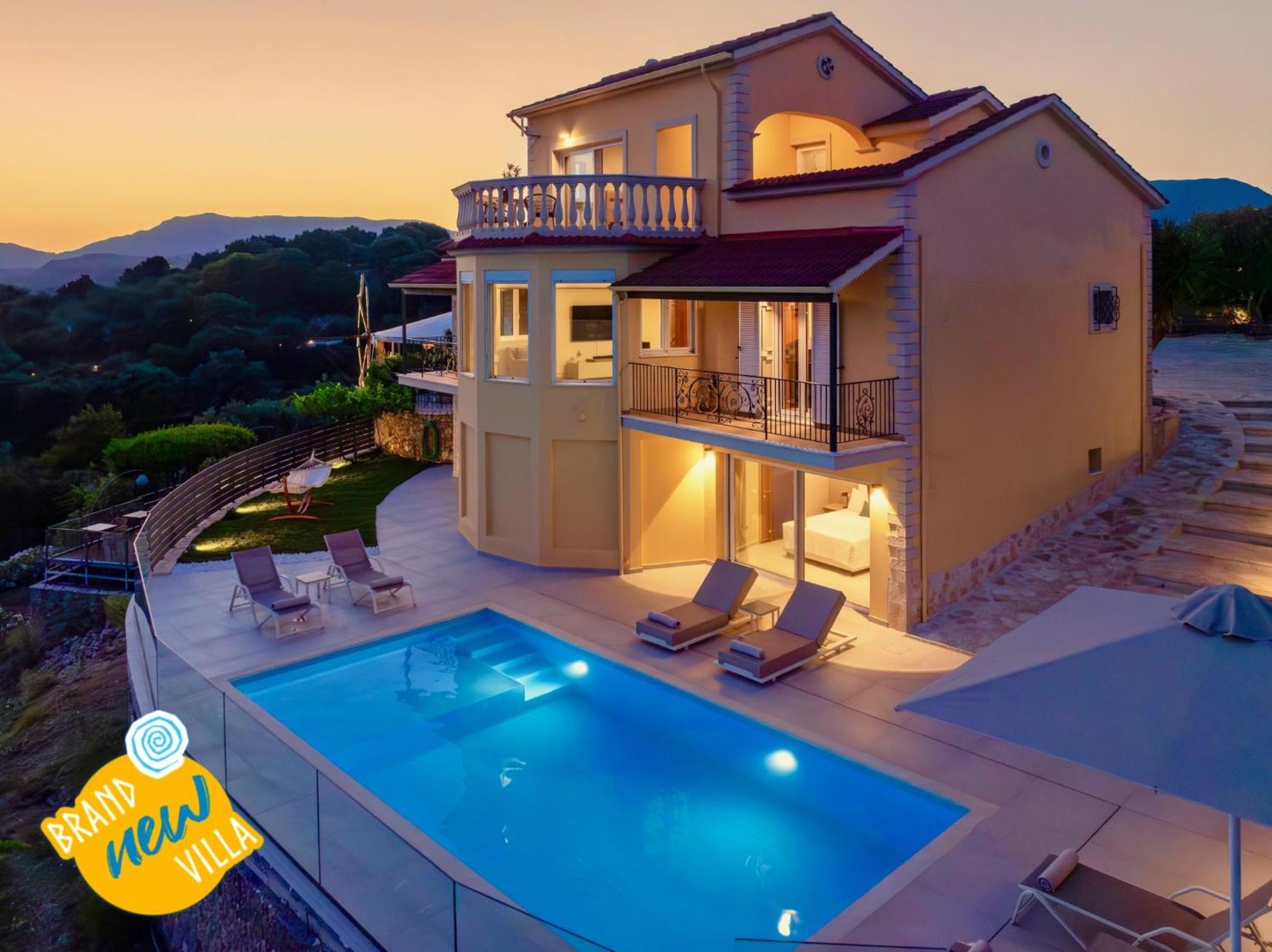 Estasia Luxury With Private Pool By Dadovillas Villa