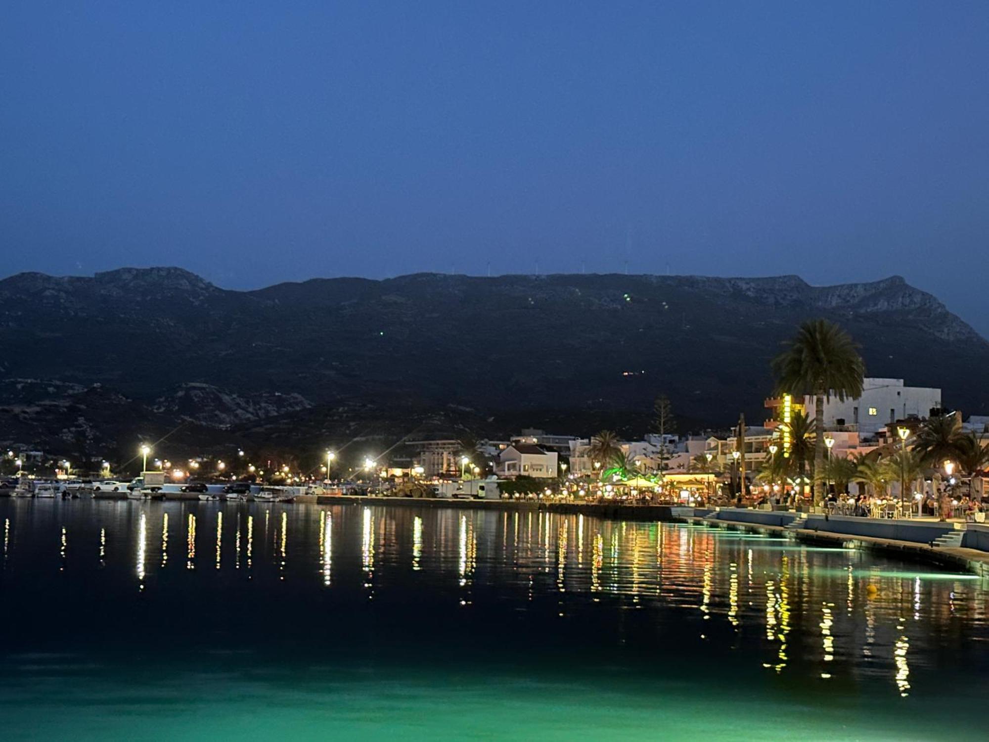 Sitia Beach Apartment *