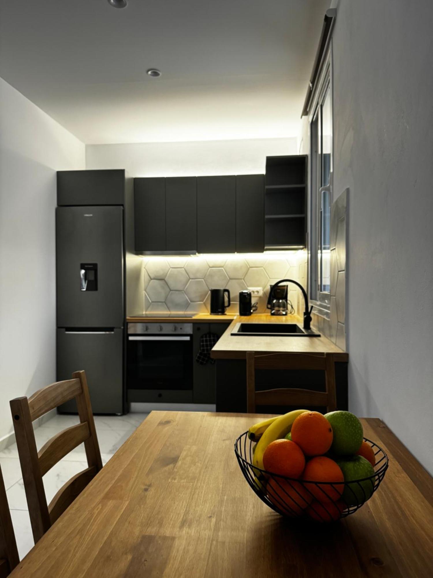 Anthea Country house