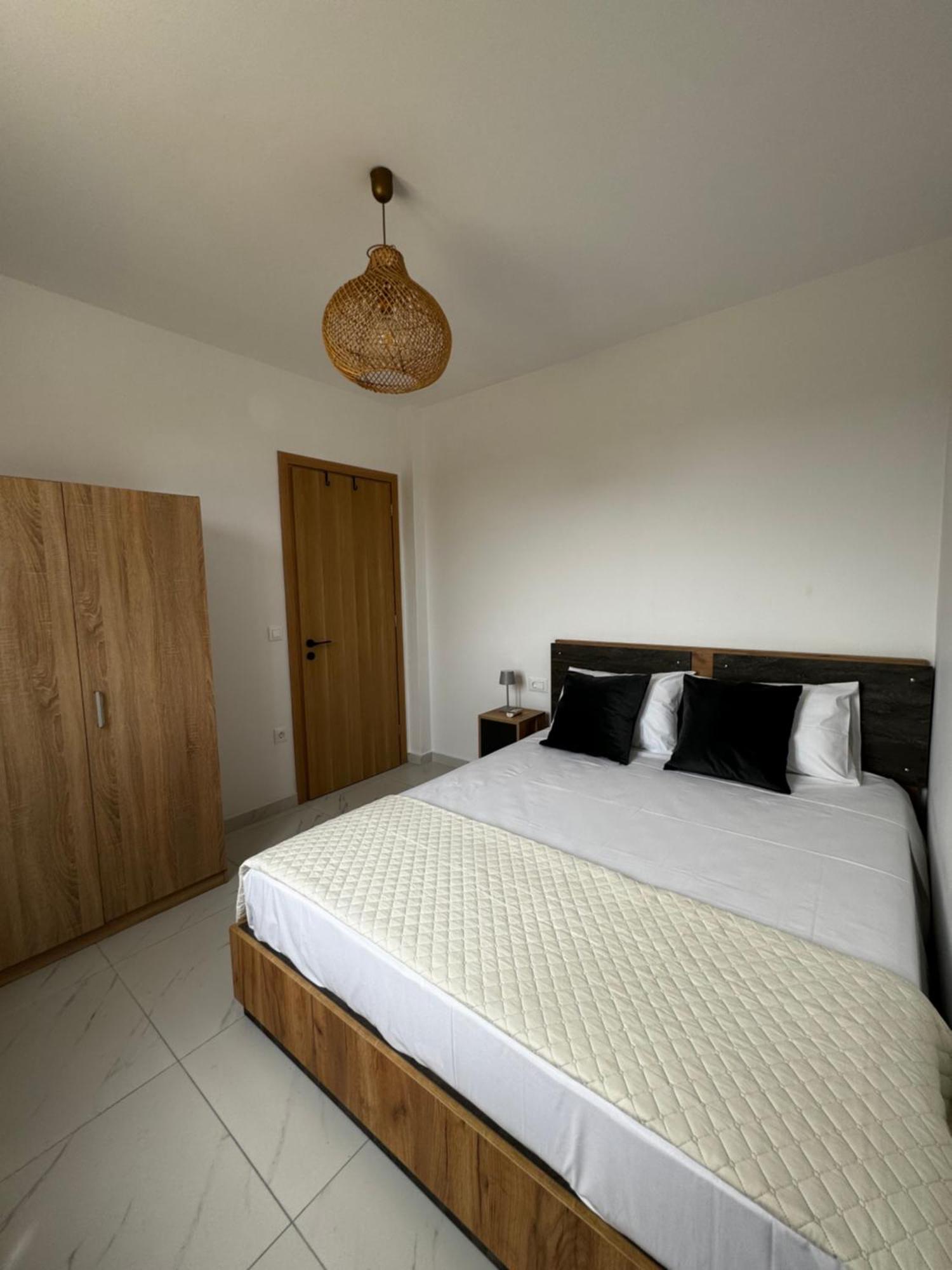 Anthea Country house