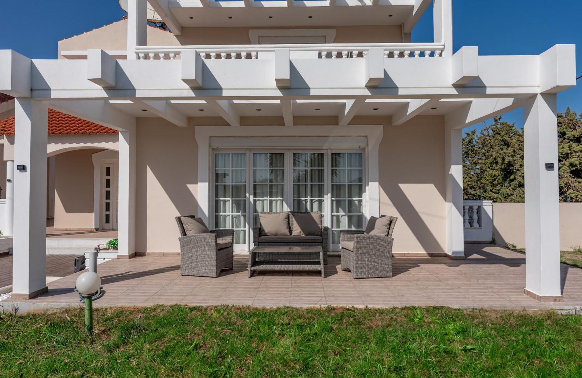 Hillside Horizon Villa *