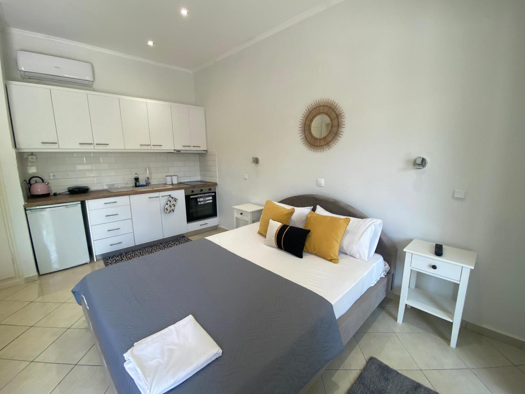 Apartment Loukia *
