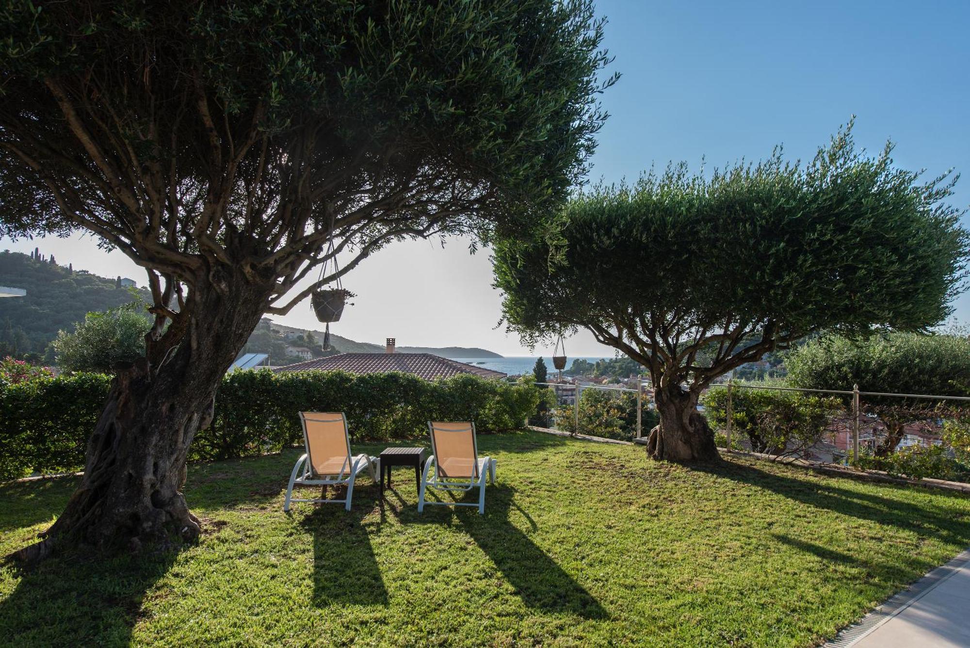 Hill Lofos Hotel Kassiopi