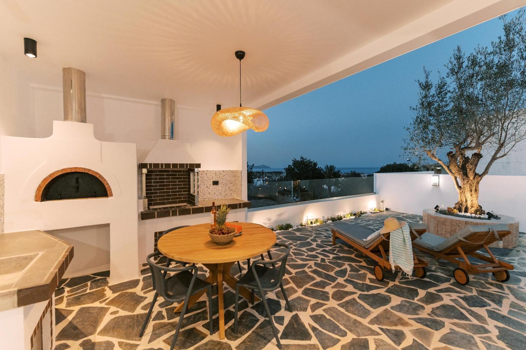 Square Luxury Villa Kalathos