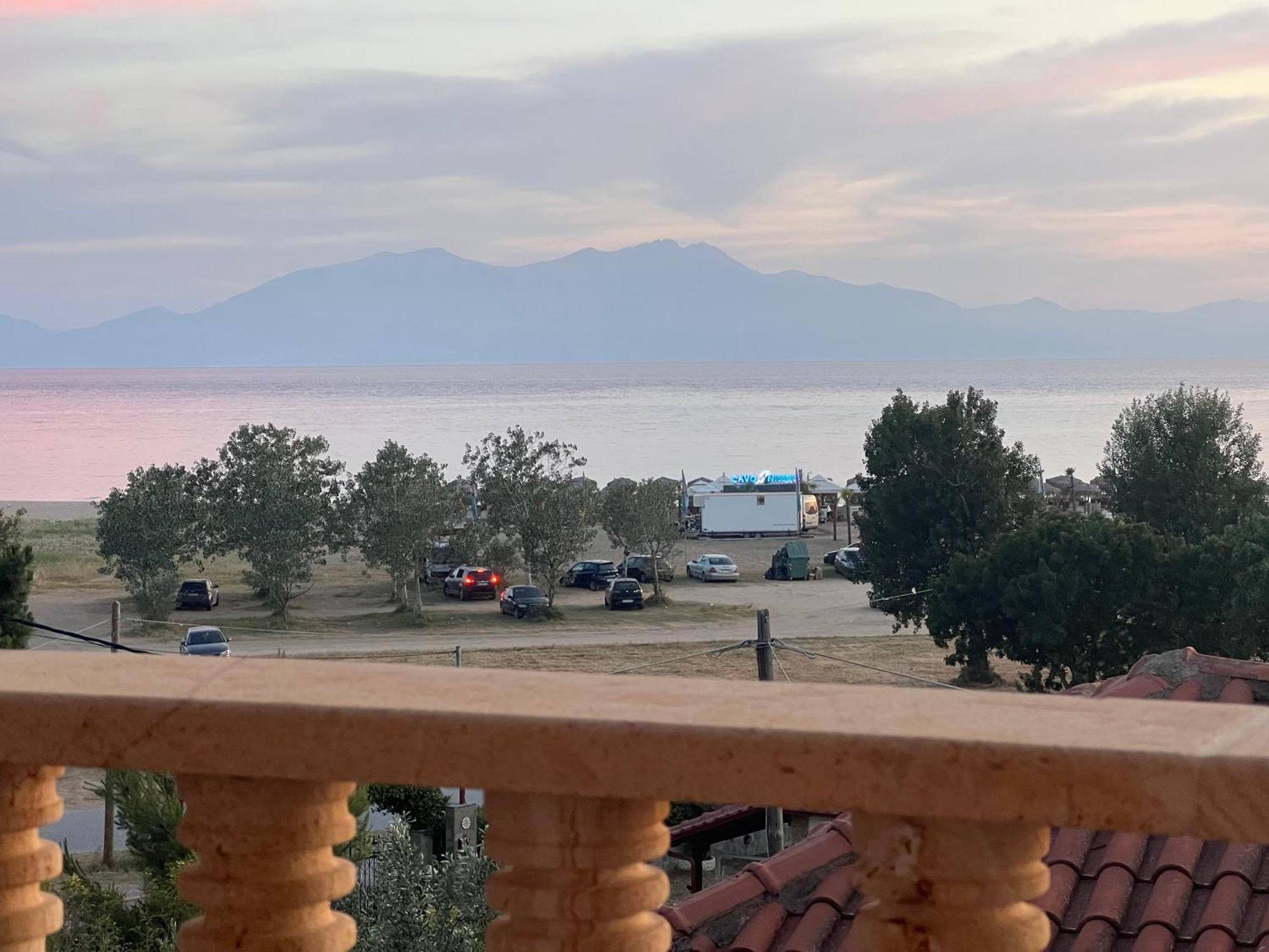 Villa Heraklia Sea View Jacuzzi Nea Iraklia
