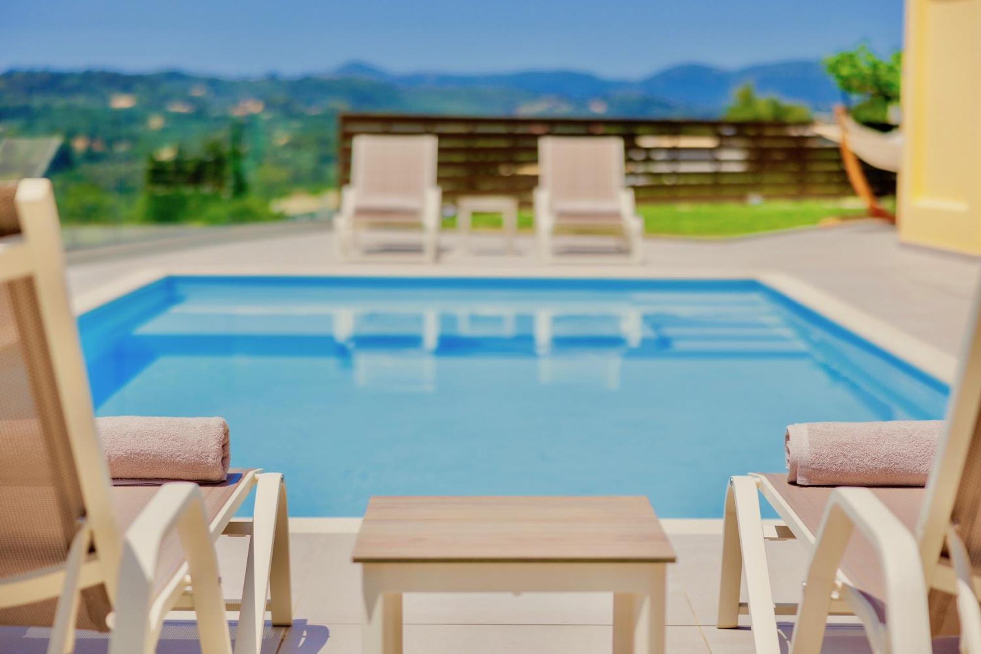 Estasia Luxury With Private Pool By Dadovillas *
