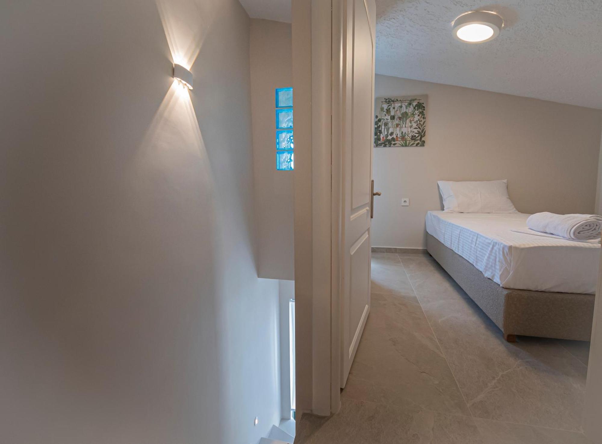 Moana Seafront Maisonette By Rentalspro - Halkidiki Holiday home