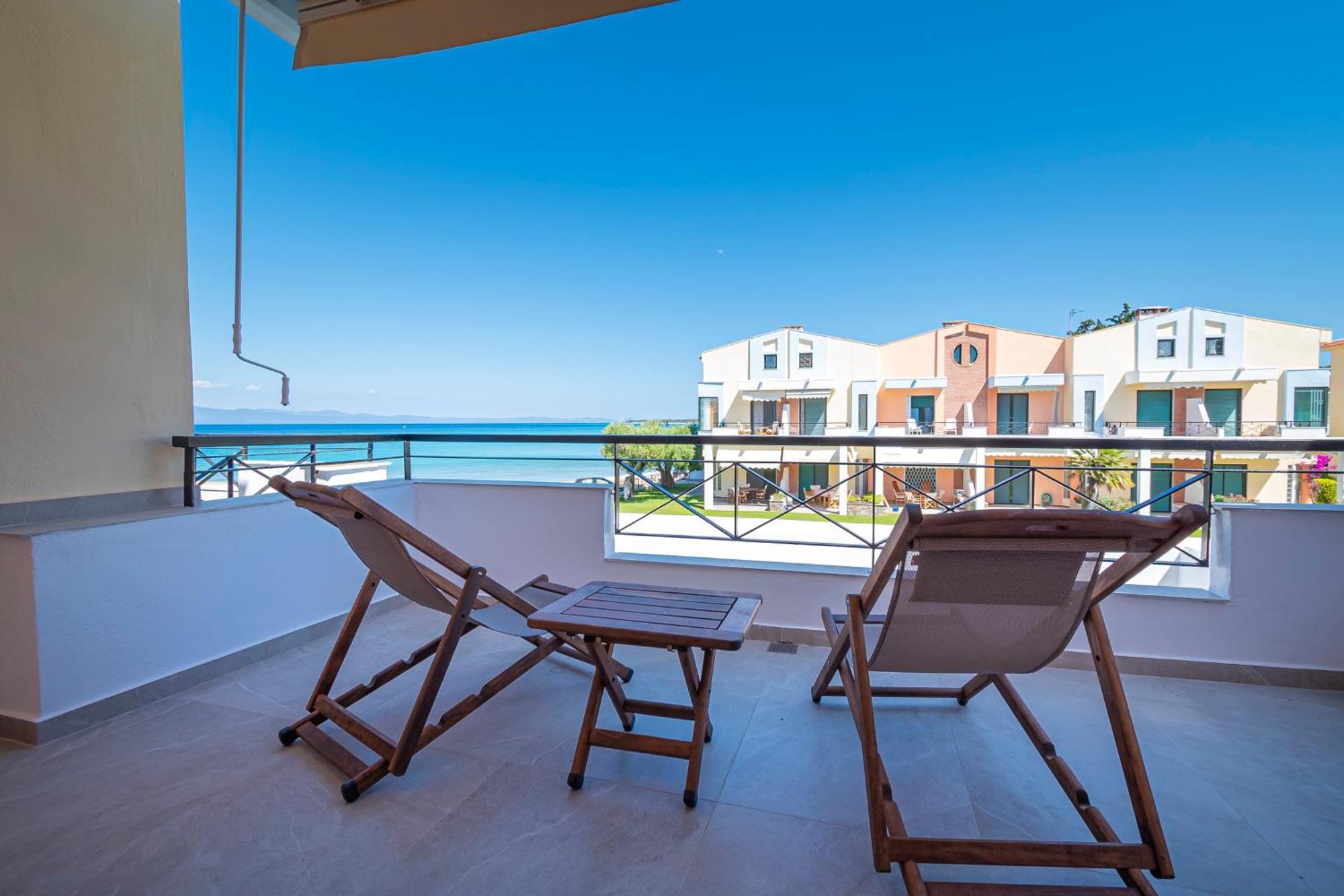 Moana Seafront Maisonette By Rentalspro - Halkidiki *