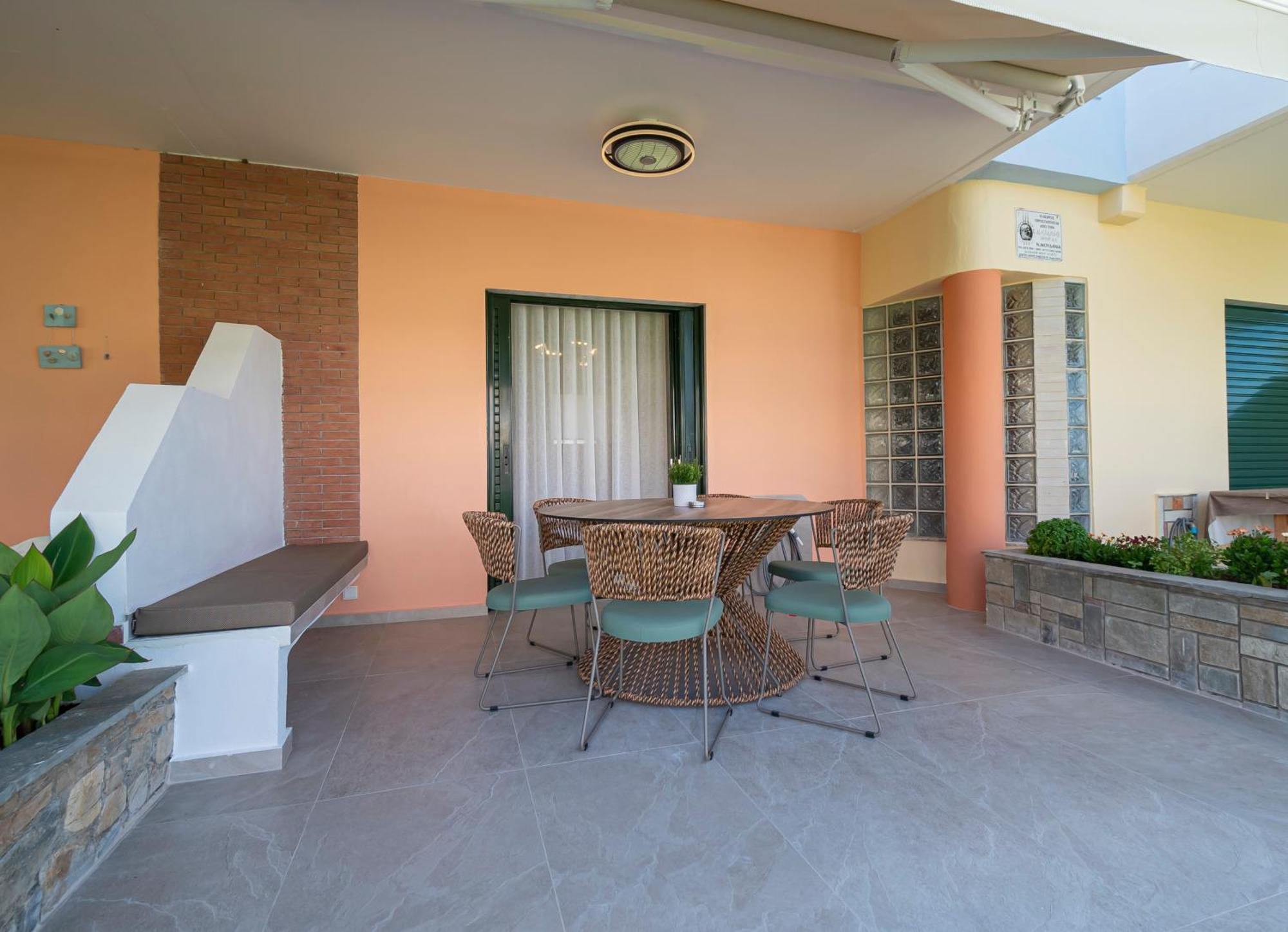 Moana Seafront Maisonette By Rentalspro - Halkidiki Pefkochori