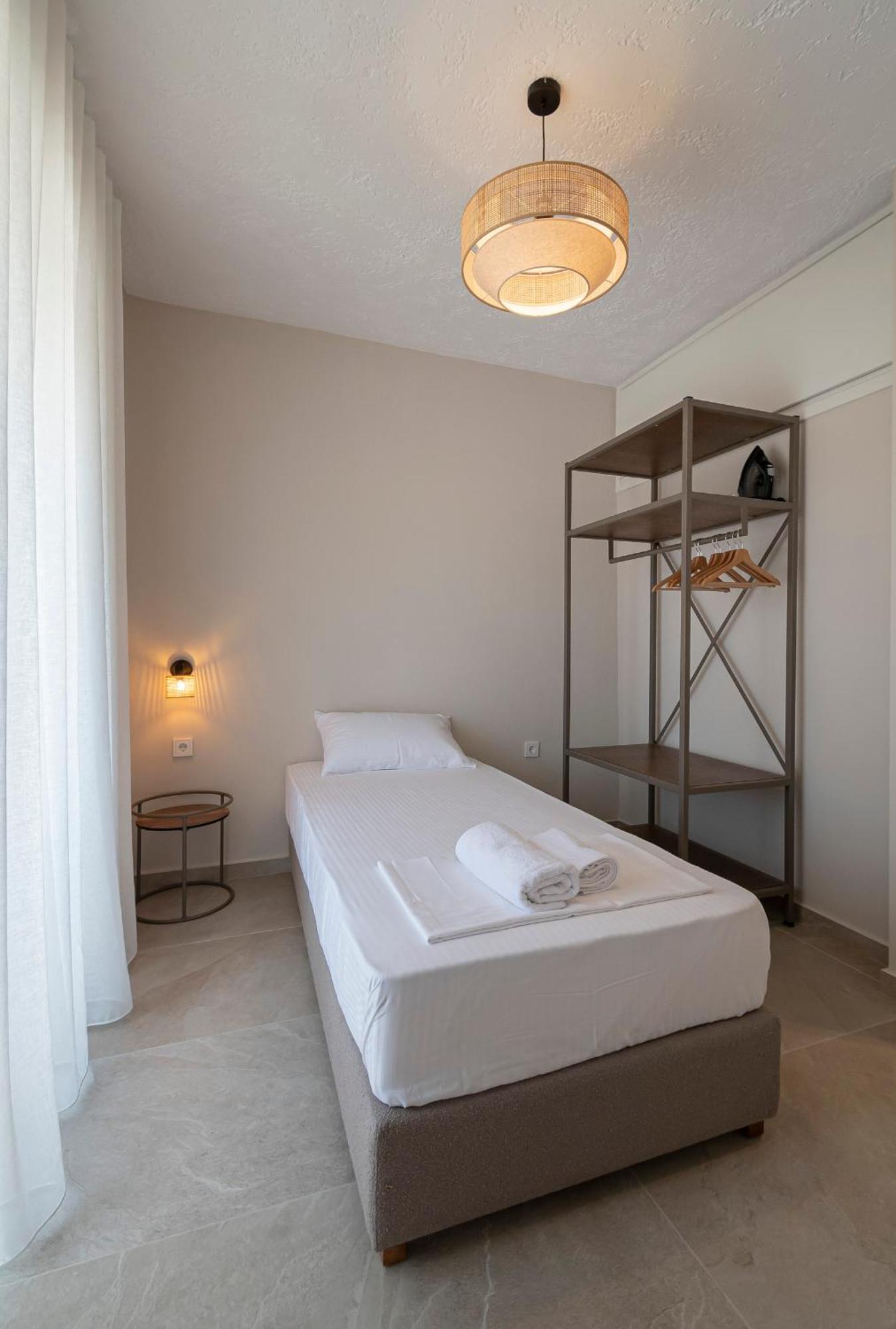 Moana Seafront Maisonette By Rentalspro - Halkidiki