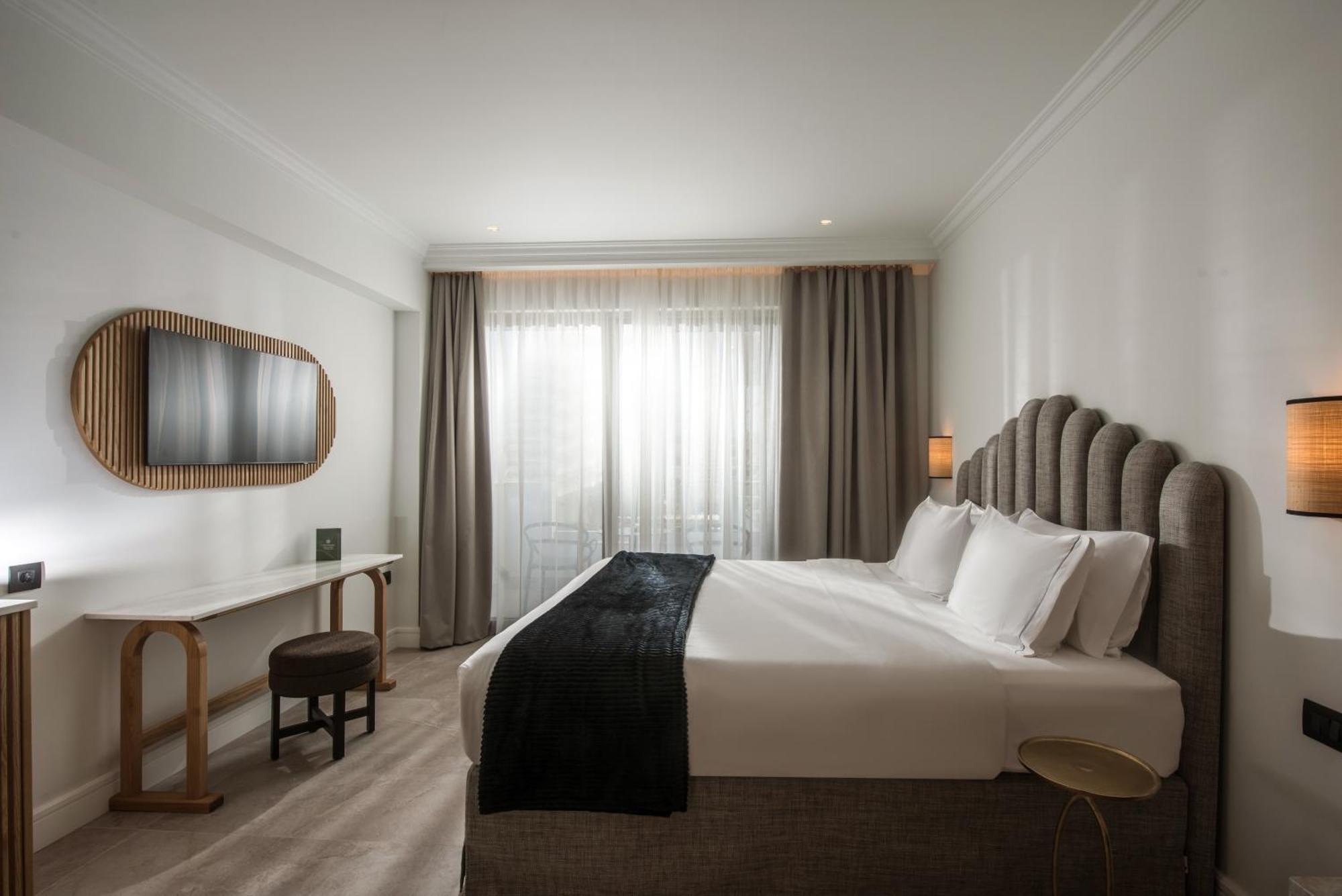 Aparthotel Drossia Palms And Nisos Malia (Crete)