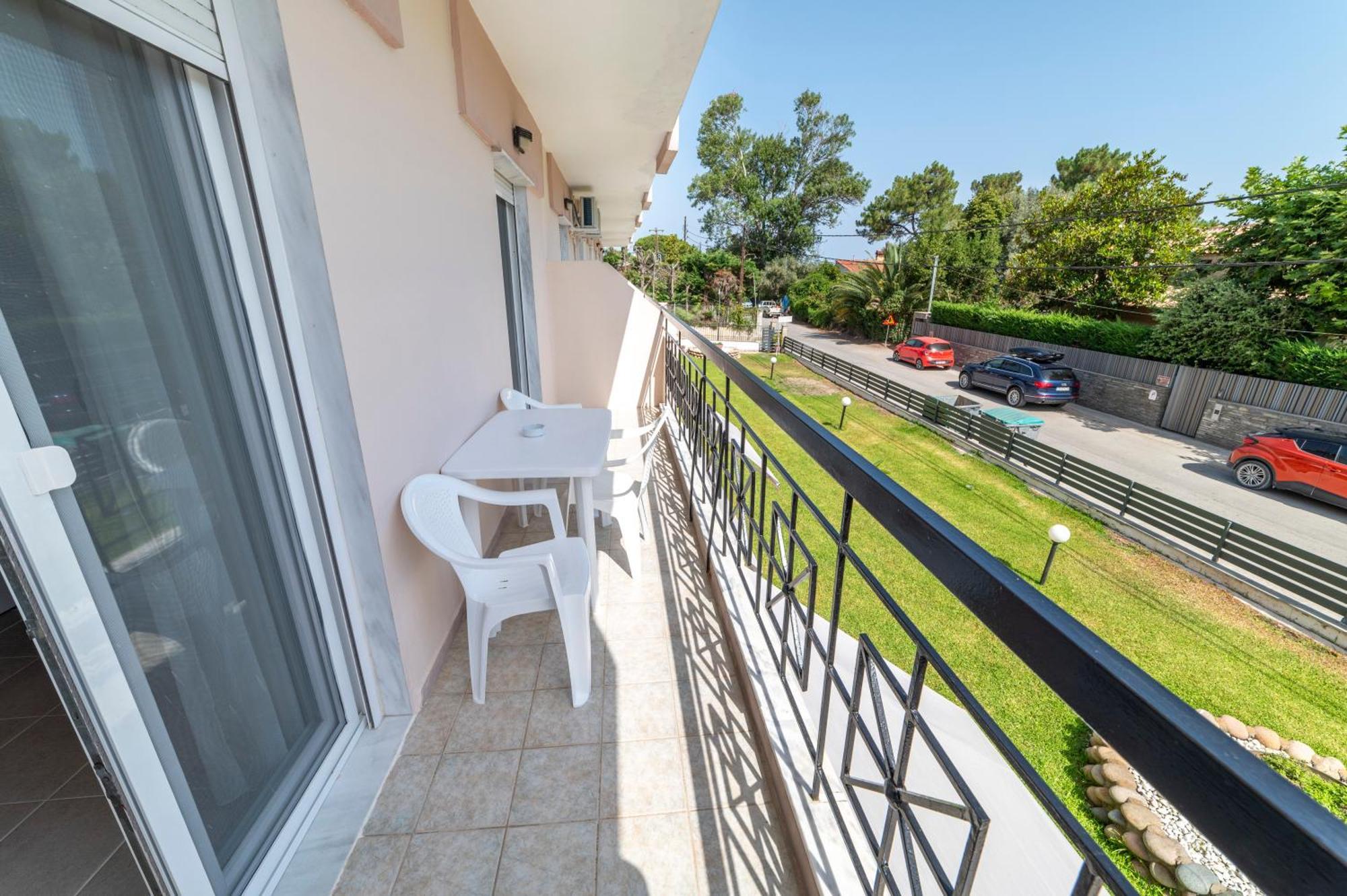 Guest house Theramvos Superior *