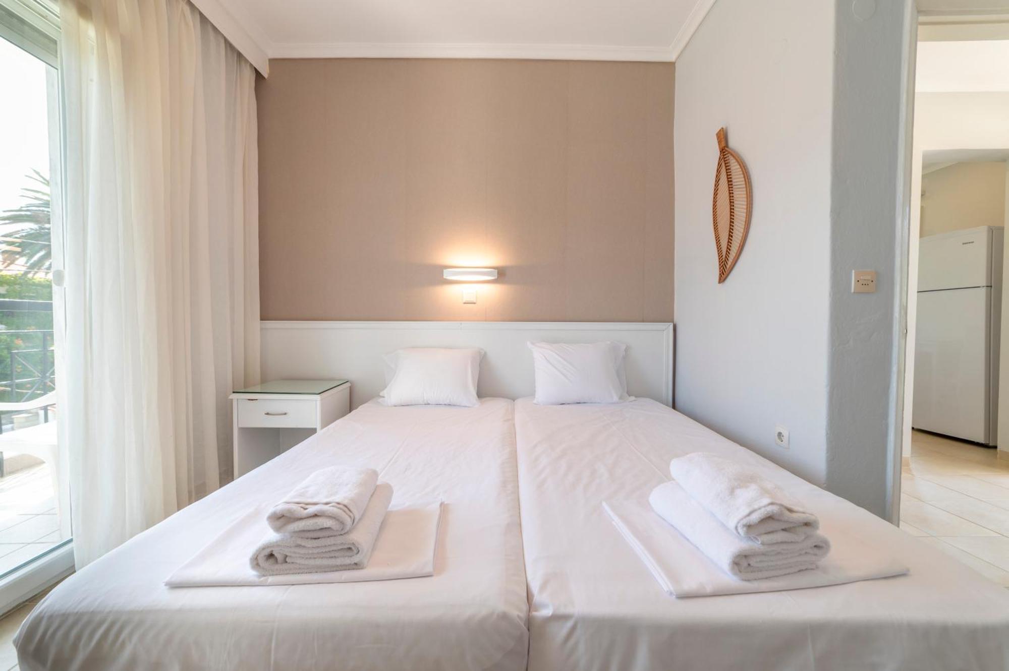 Theramvos Superior Guest house Hanioti