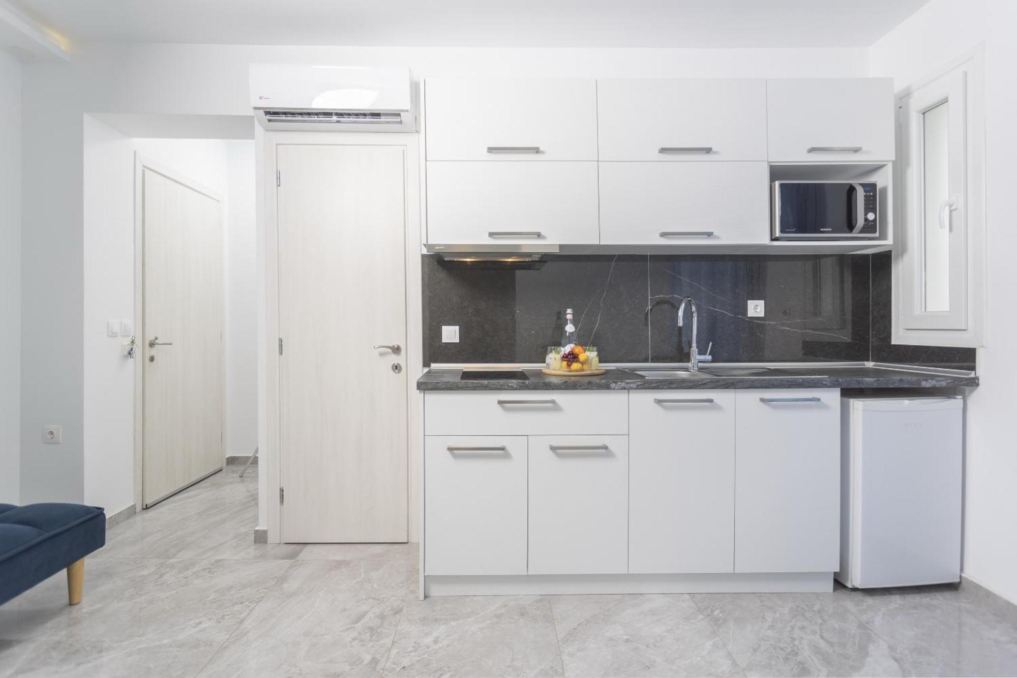 Asterias Premium Aparthotel 3*
