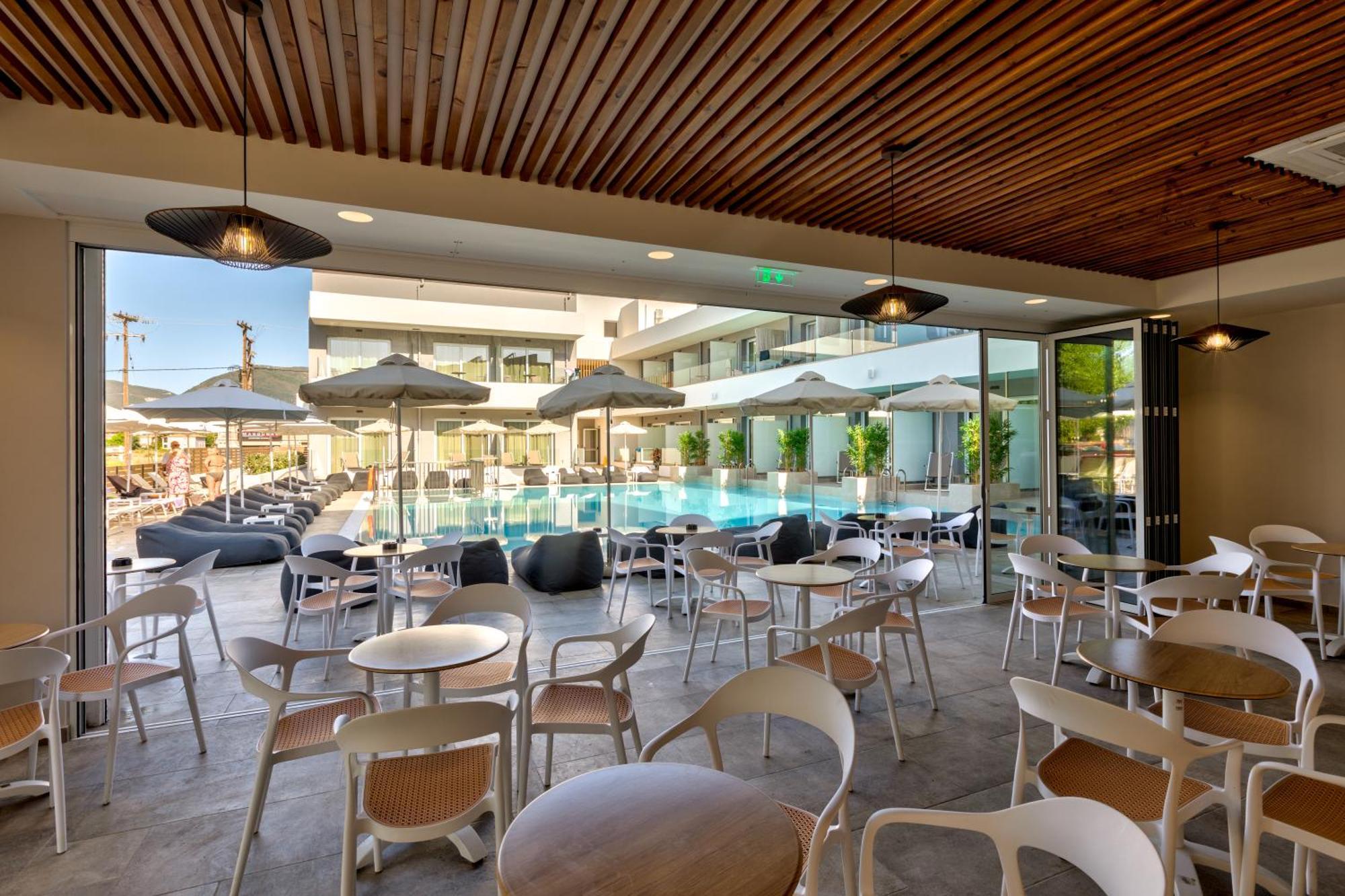 White Olive Premium Hotel 4*